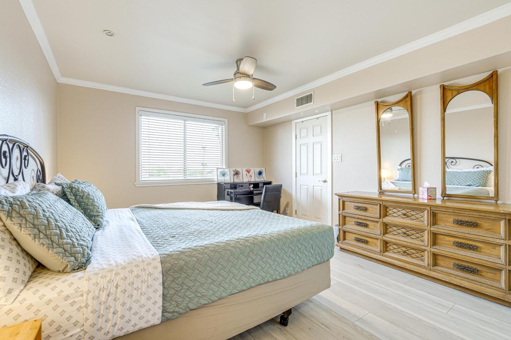 Apartment With Pool Access Walk To Old Town! Scottsdale