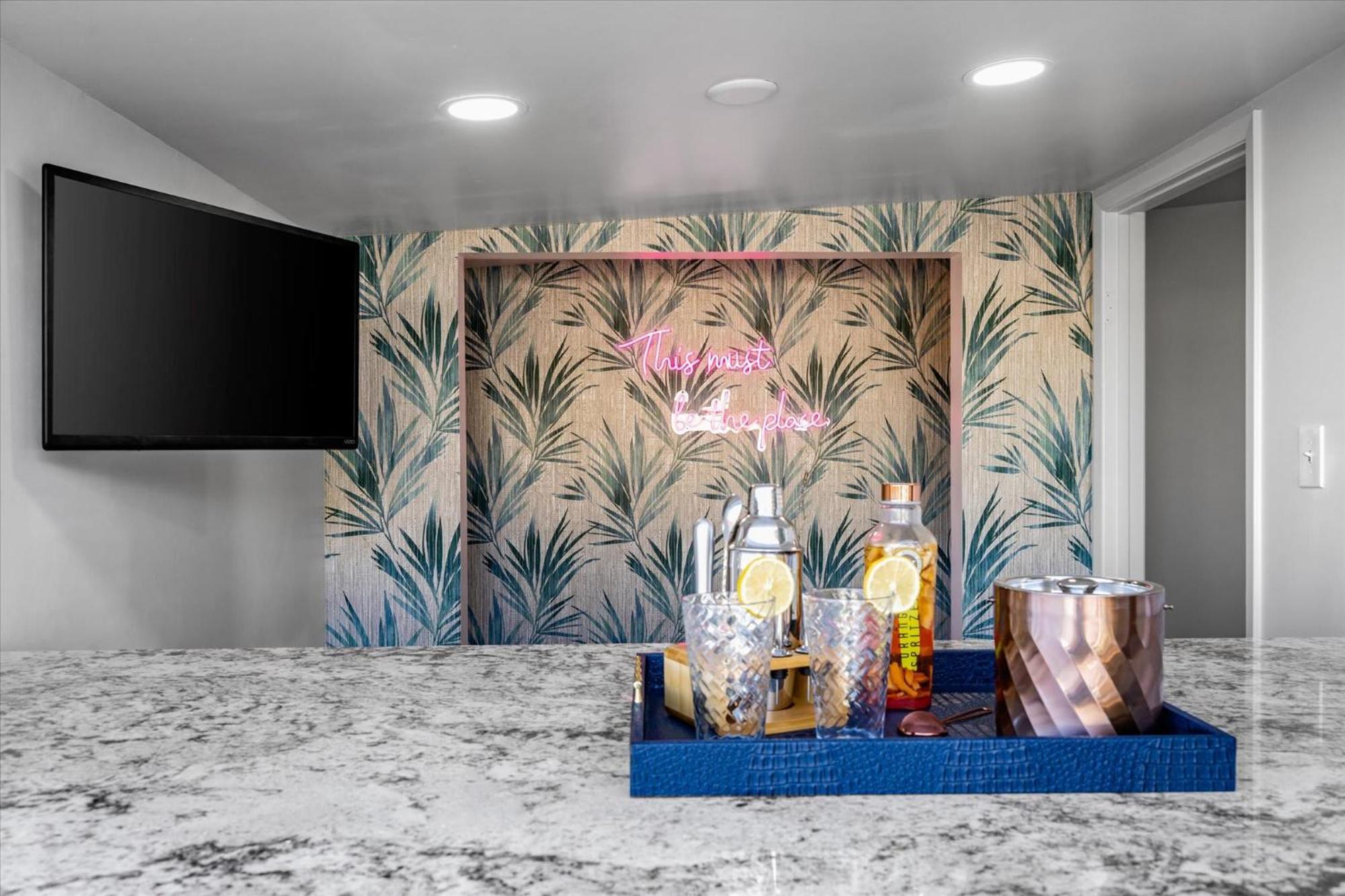 Girls Getaway Haven Outdoor Bar W Pool & Hot Tub Holiday home Scottsdale