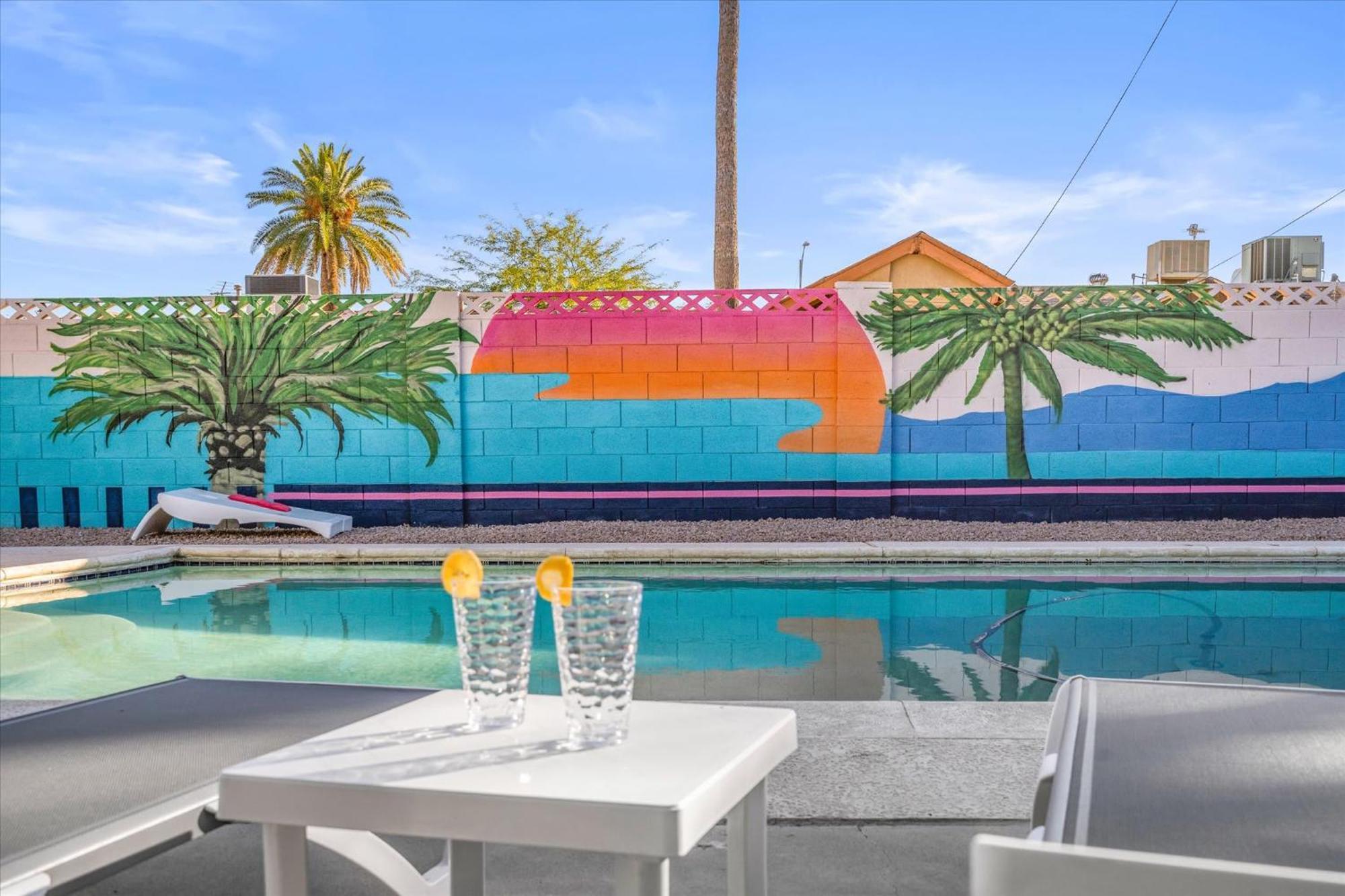 Girls Getaway Haven Outdoor Bar W Pool & Hot Tub Holiday home *