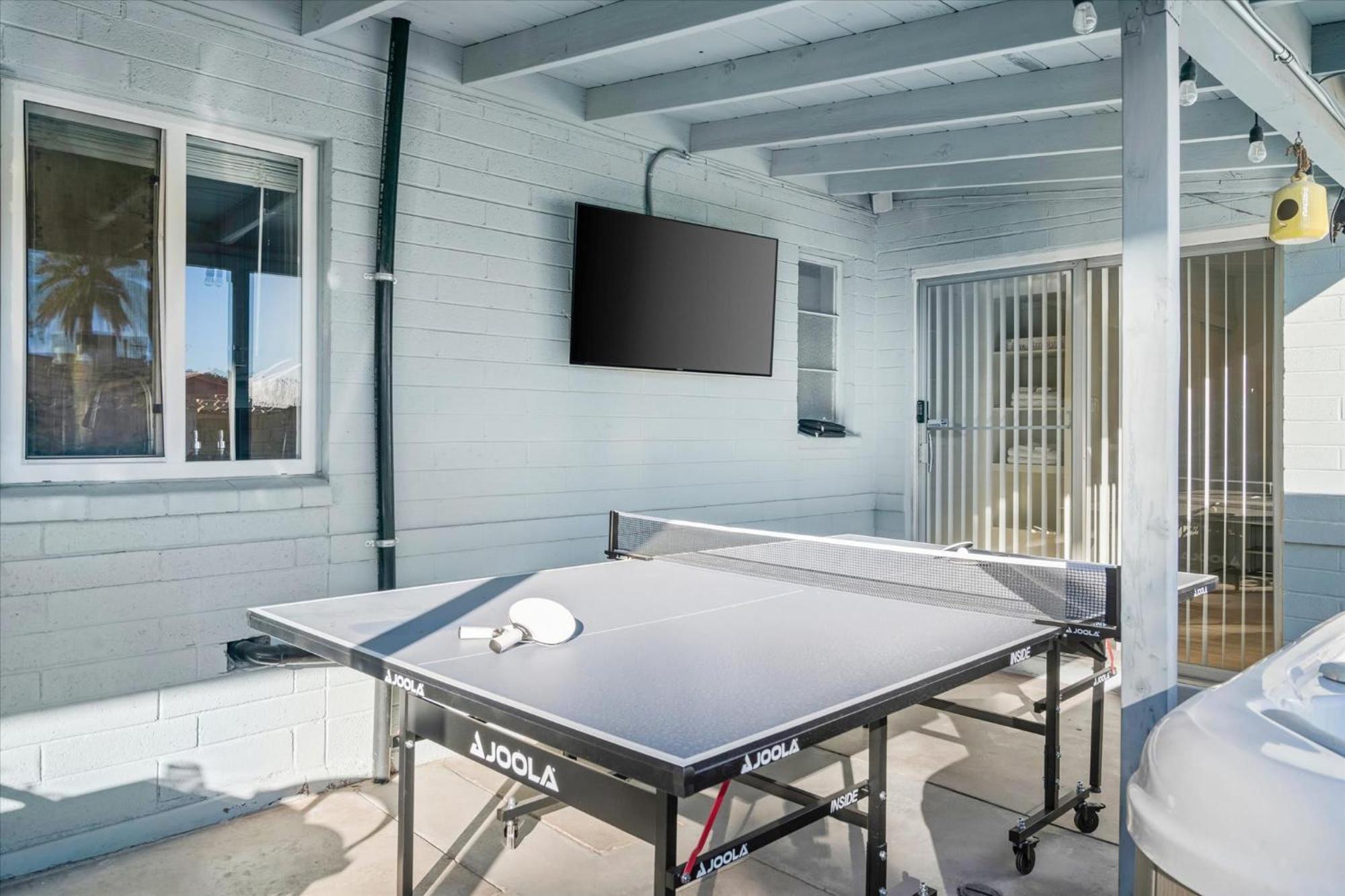Holiday home Girls Getaway Haven Outdoor Bar W Pool & Hot Tub *