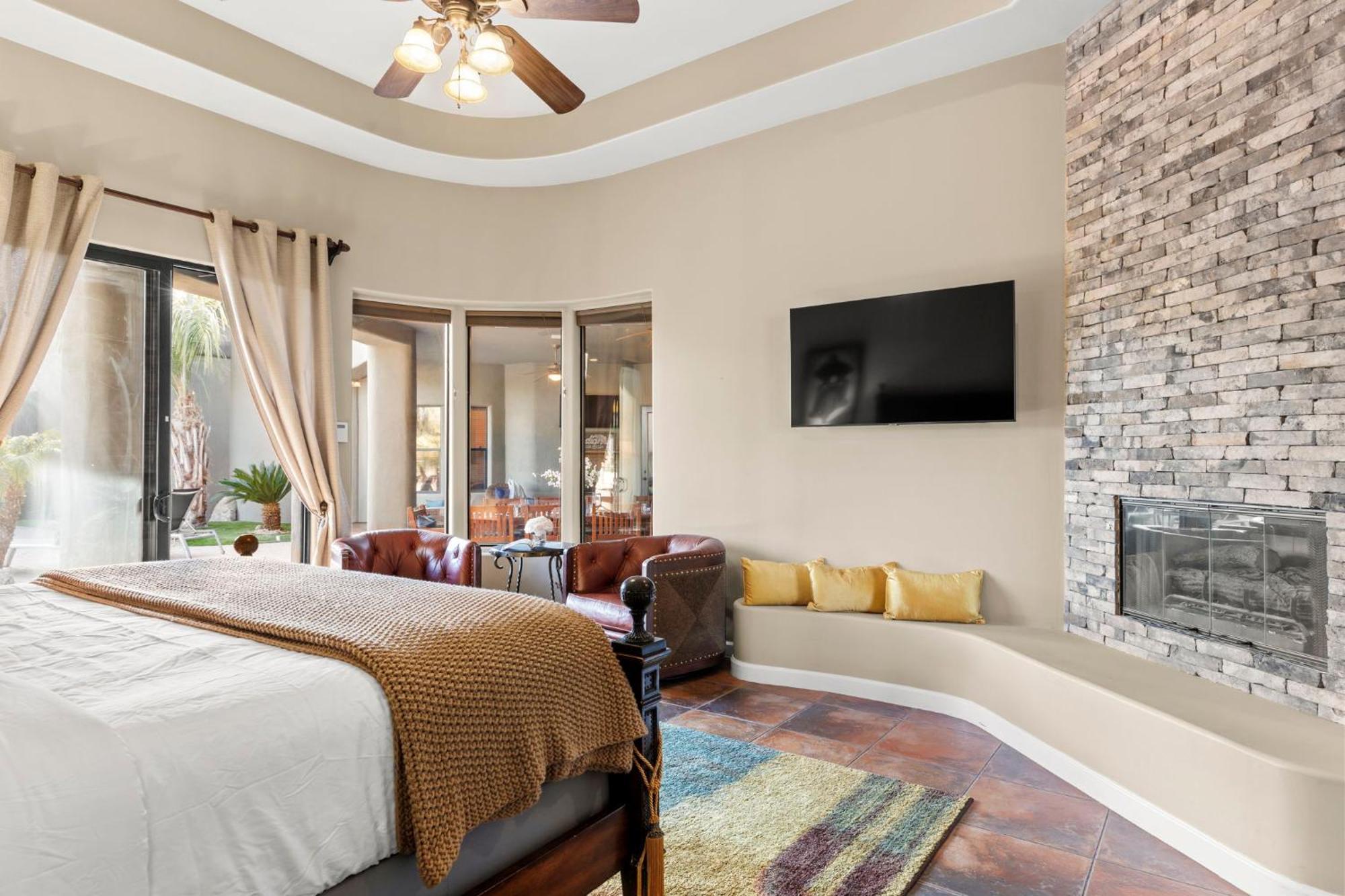 The Debonair Derby By Paseohomesaz With Heated Pool Holiday home Scottsdale