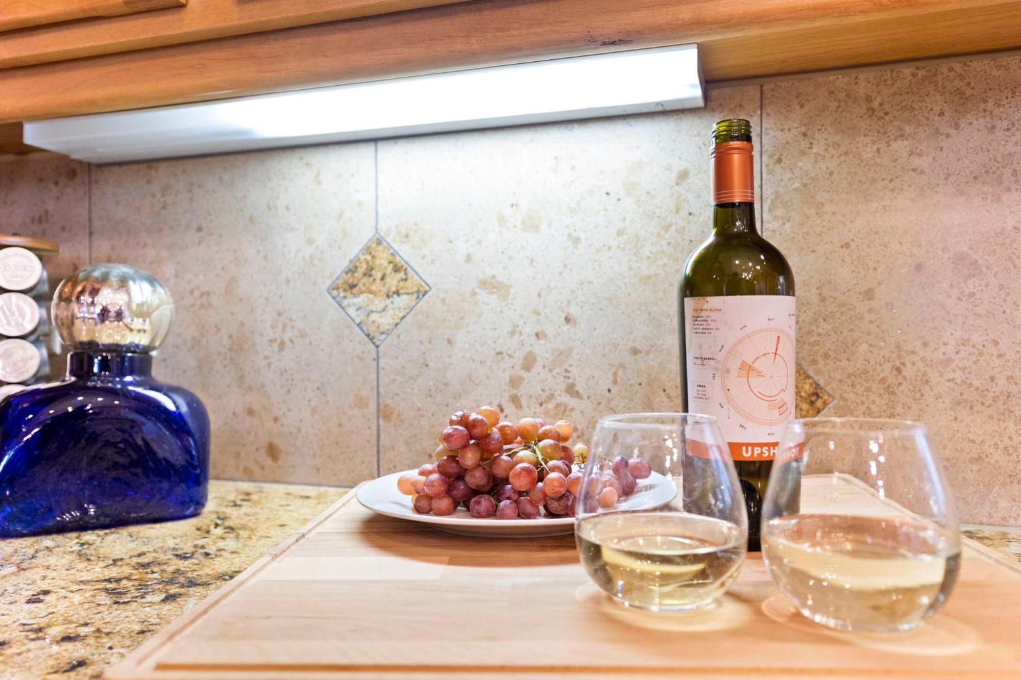 Holiday home The Debonair Derby By Paseohomesaz With Heated Pool *
