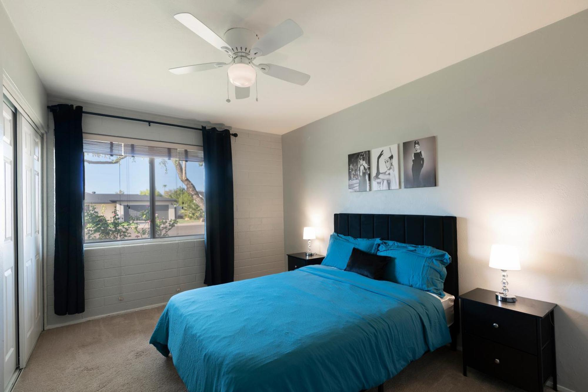 Modern 3bd W Pool And Patio