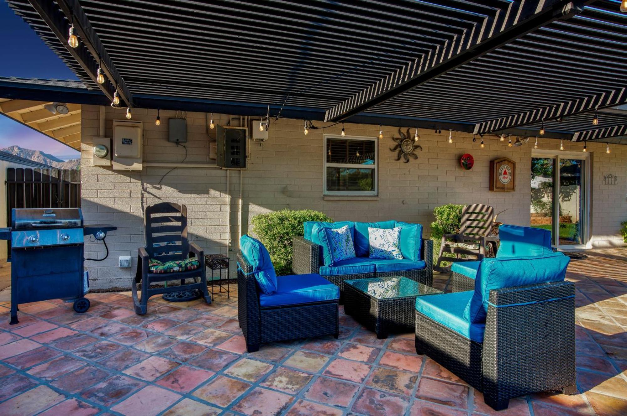 Apartment Modern 3bd W Pool And Patio