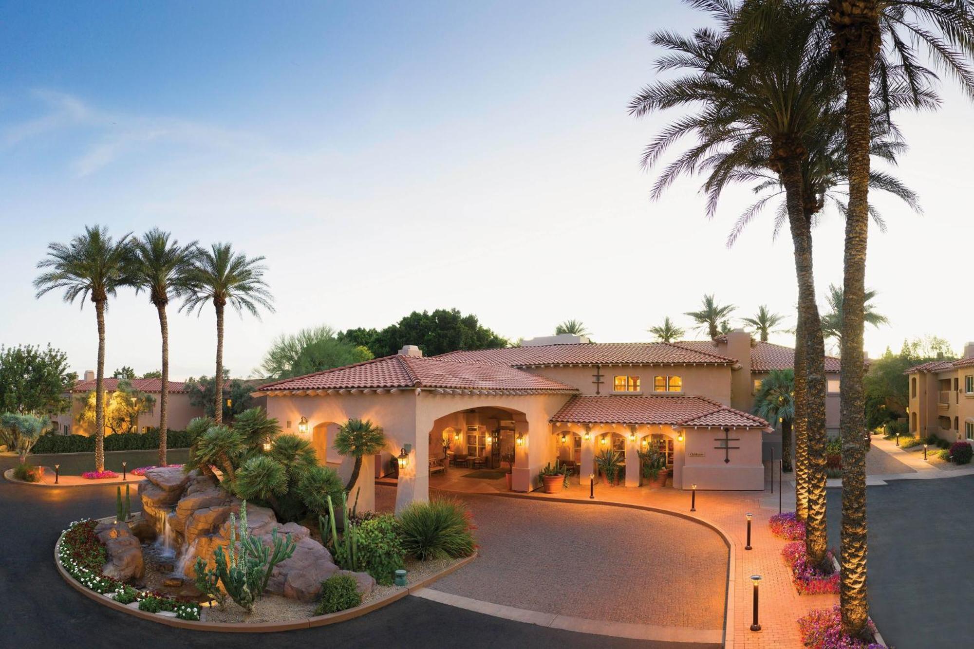 Sheraton Desert Oasis Villas, Resort 3*