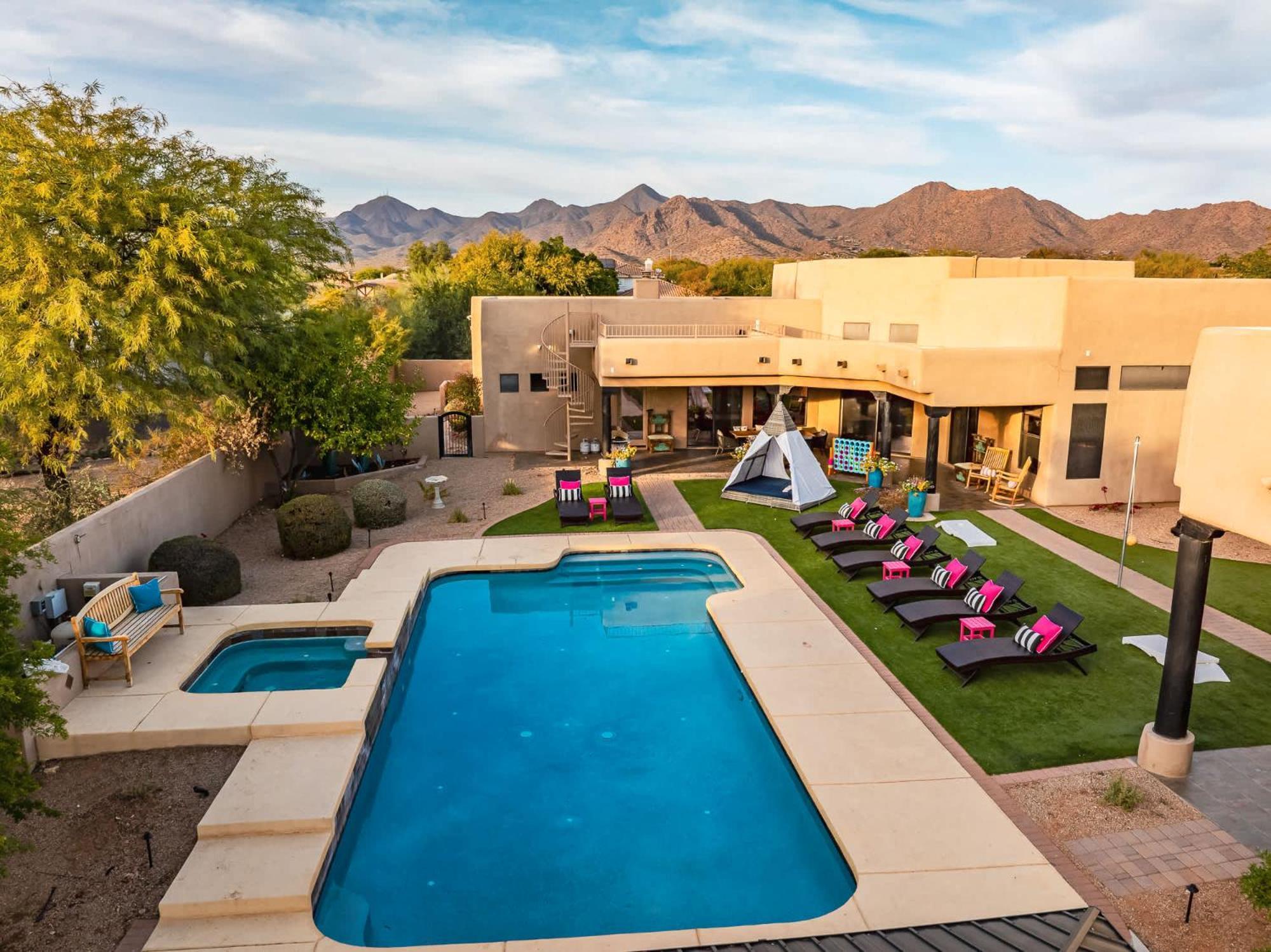 Midnight At The Oasis Holiday home Scottsdale