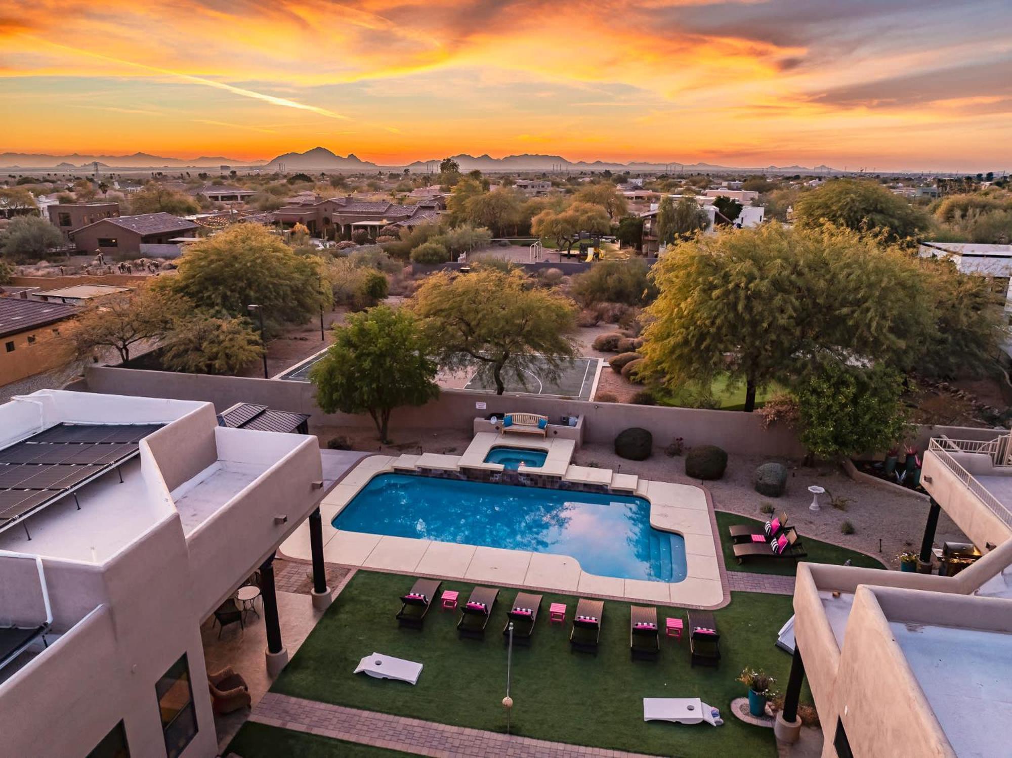 Midnight At The Oasis * Scottsdale