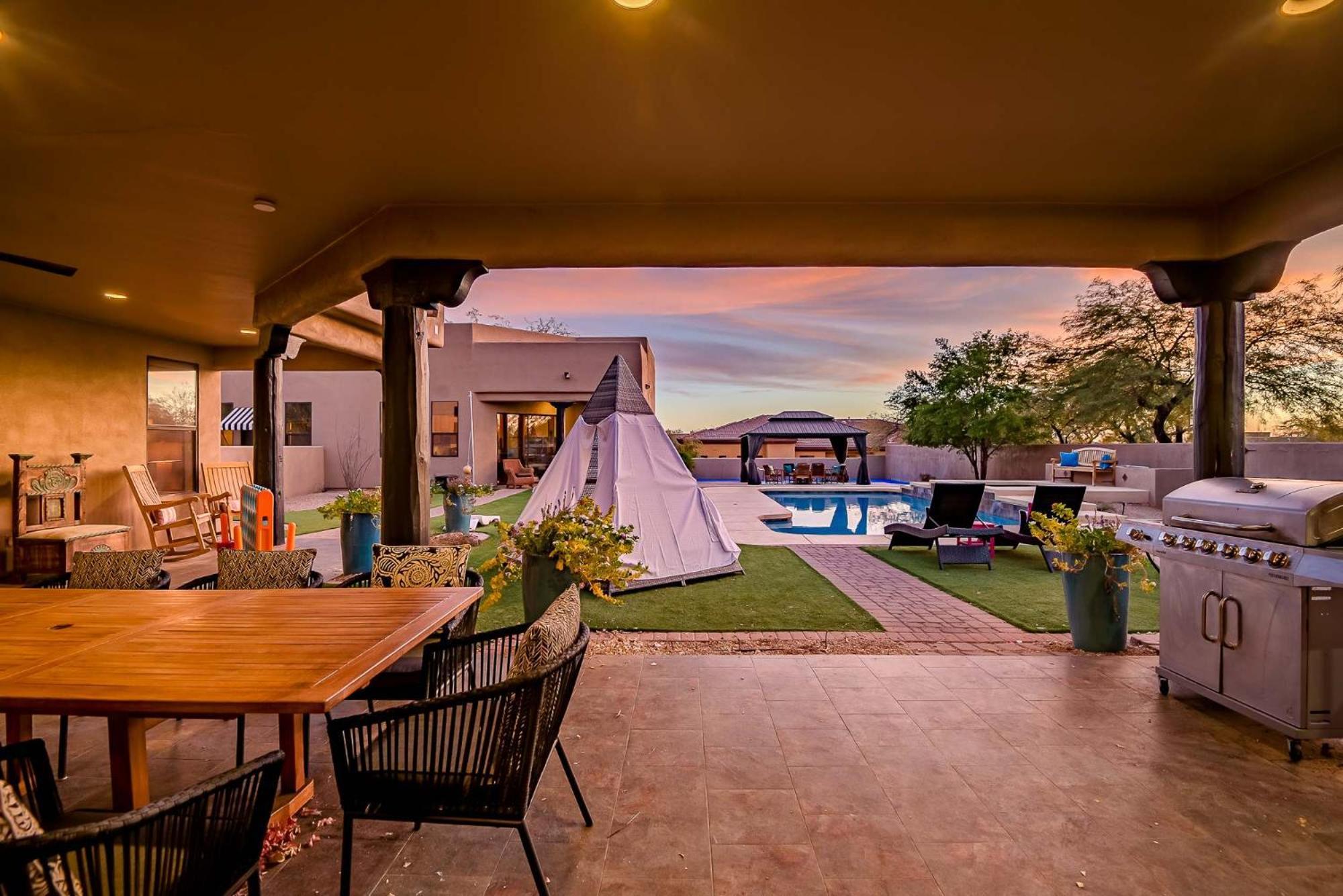 Midnight At The Oasis * Scottsdale