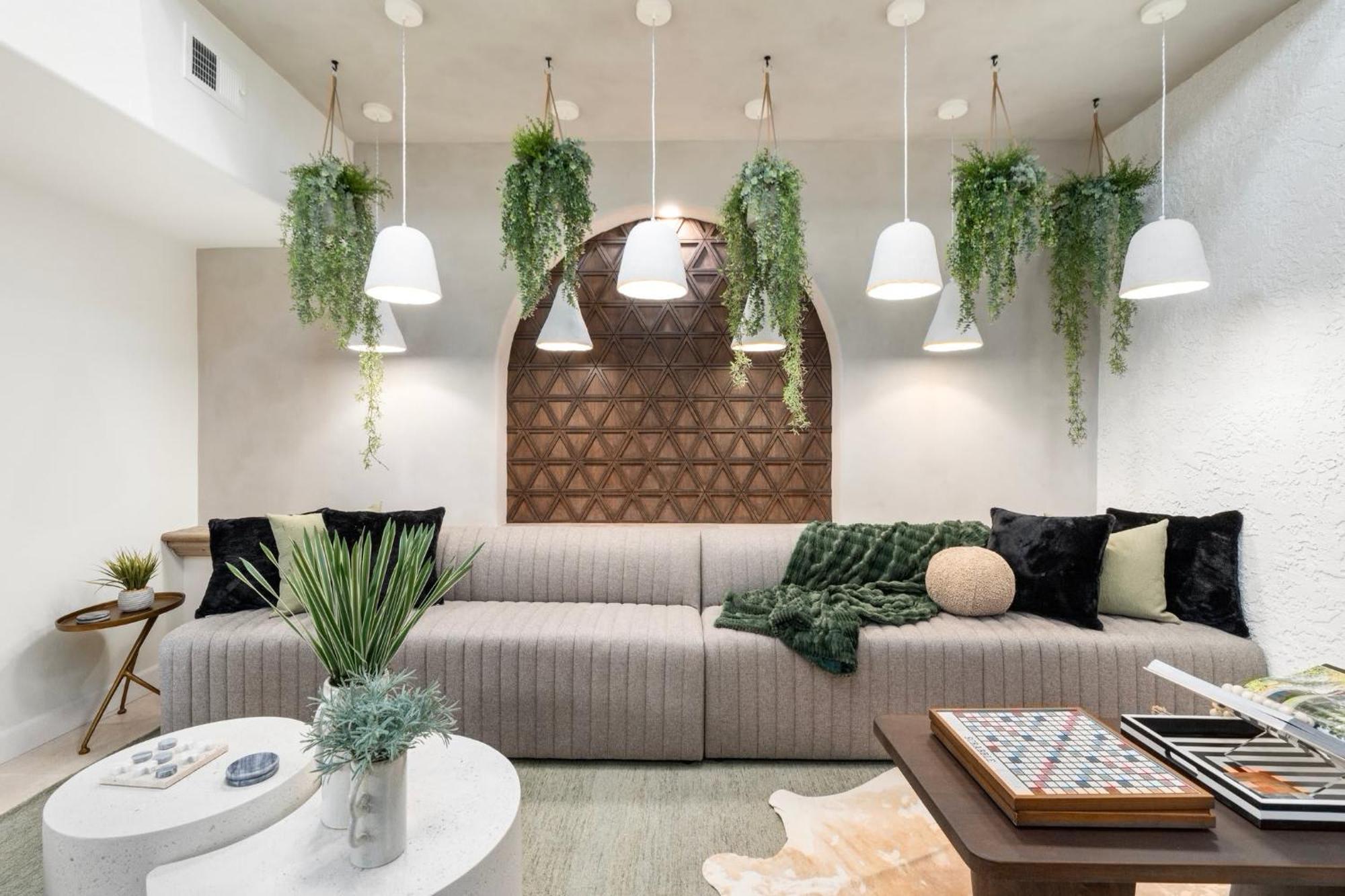 The Casa Del Sol Experience - Old Town Scottsdale