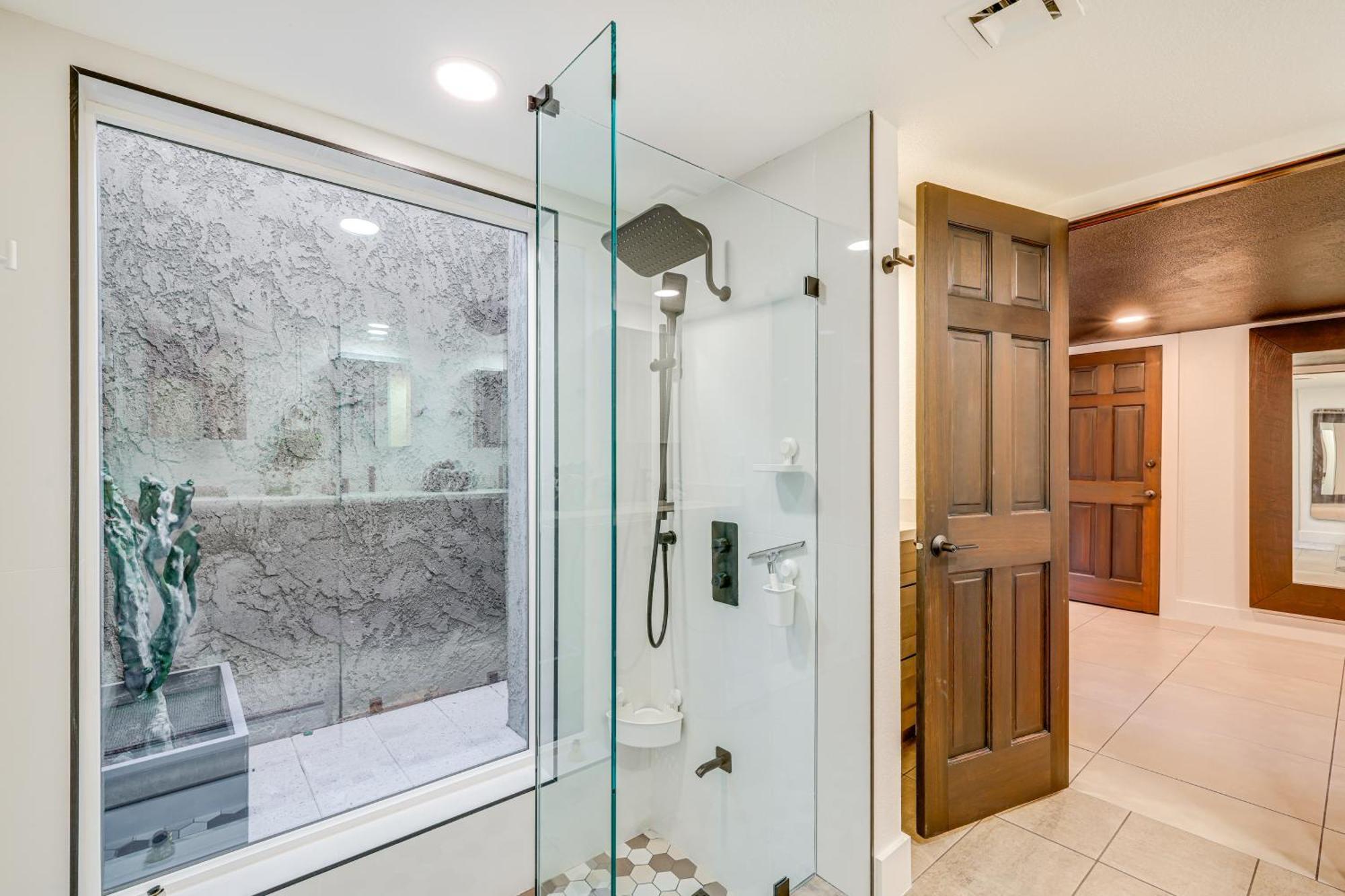 Modern Townhome With Heated Pool Access * Scottsdale