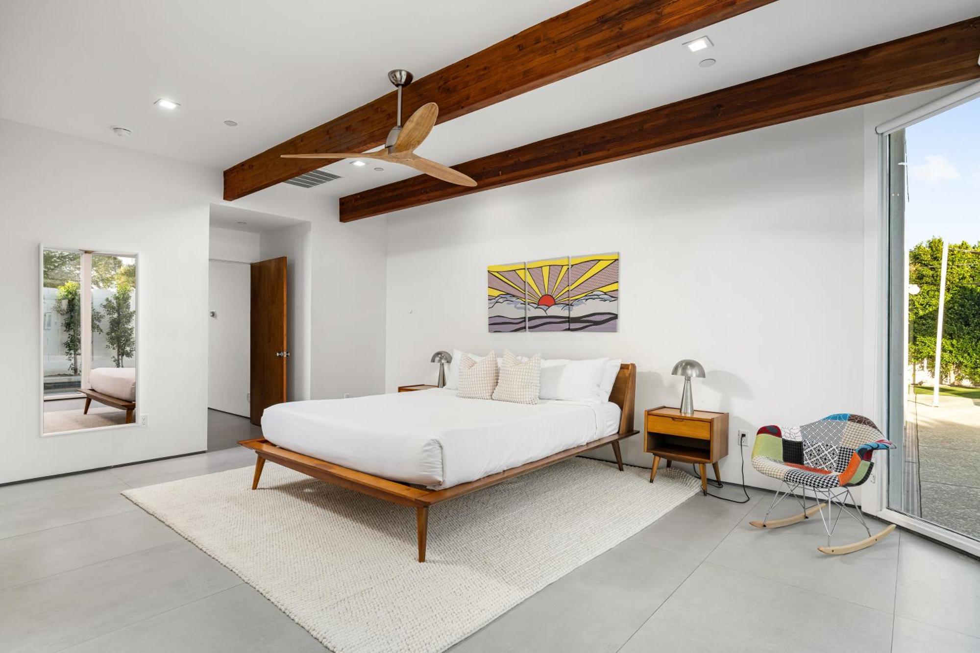Casa de férias Stylish Old Town Retreat W Pool Prime Location *