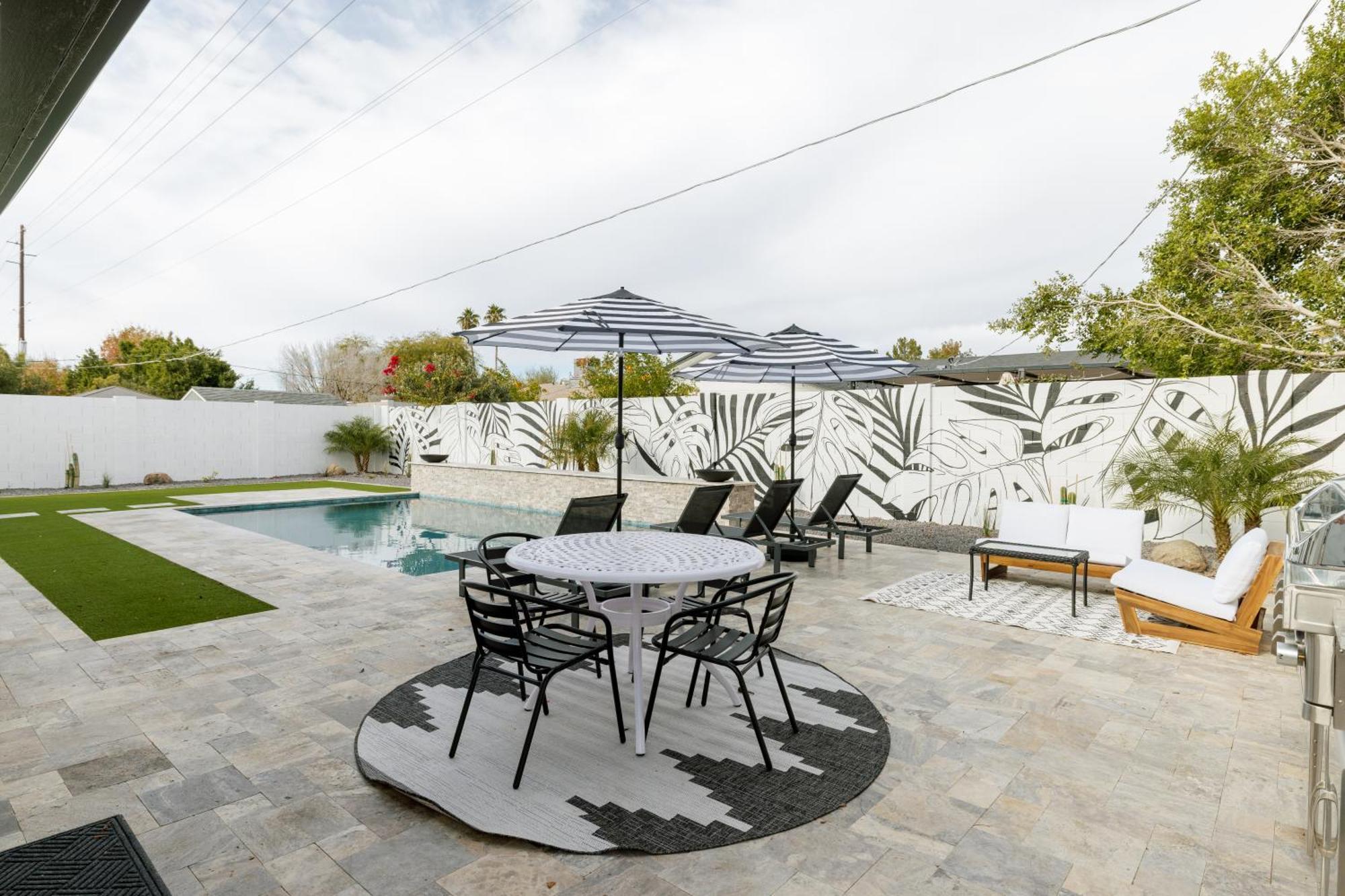 Casa de férias Old Town Gem By Porter Dog-friendly Wheated Pool And Arcade Games *