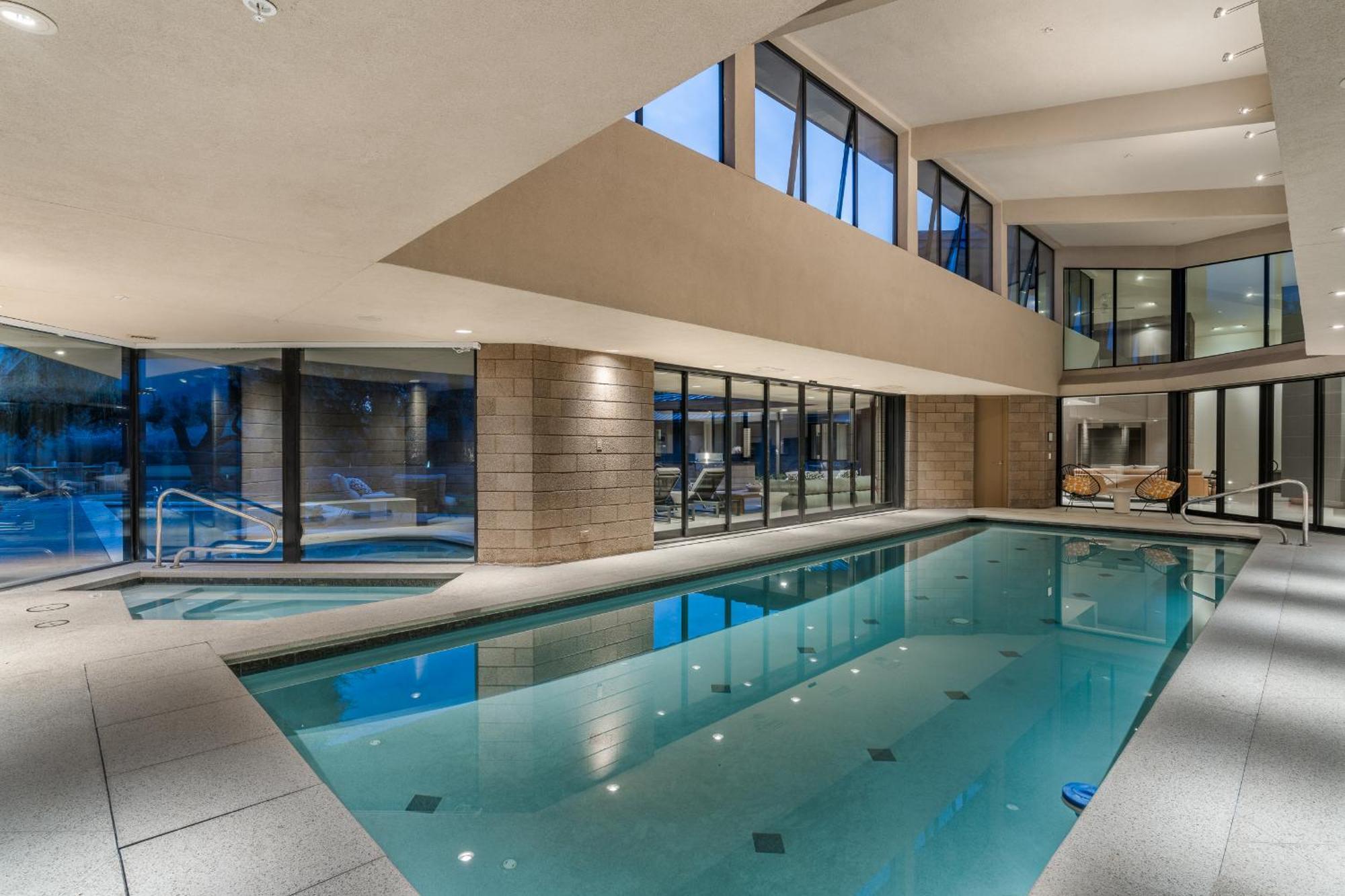 Casa de férias Indoor Pool 2.5 Acres Gym With Sauna At Hideaway Estate Scottsdale