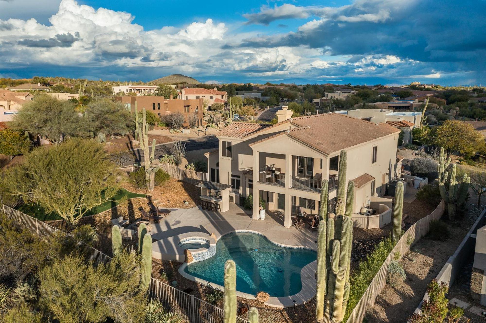 Casa de férias Pinnacle Perfection By Porter Heated Pool W Outdoor Putting Scottsdale