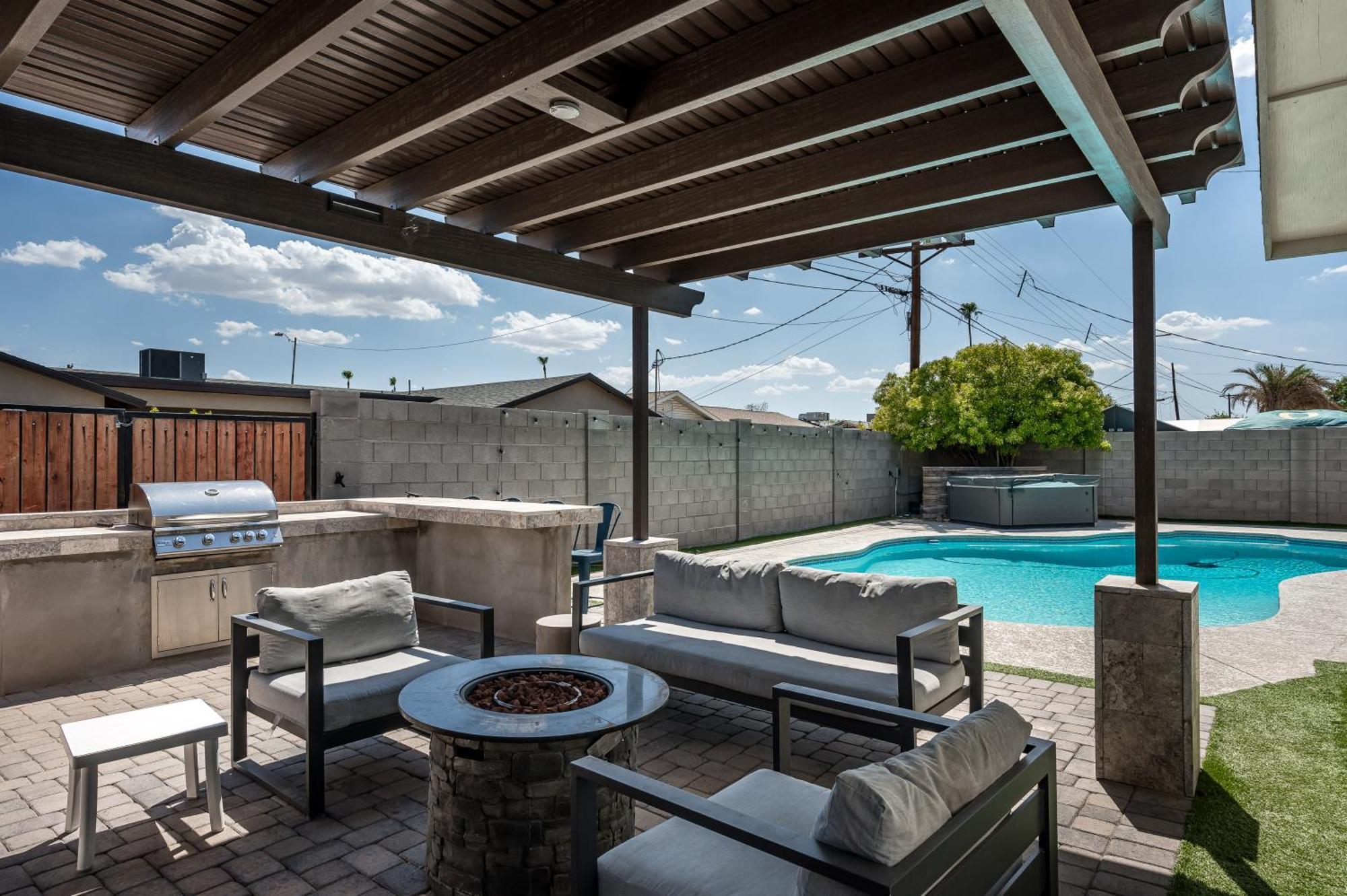 Endless Entertainment And 1.5 Miles From Old Town At Sunbaked Terrace Casa de férias