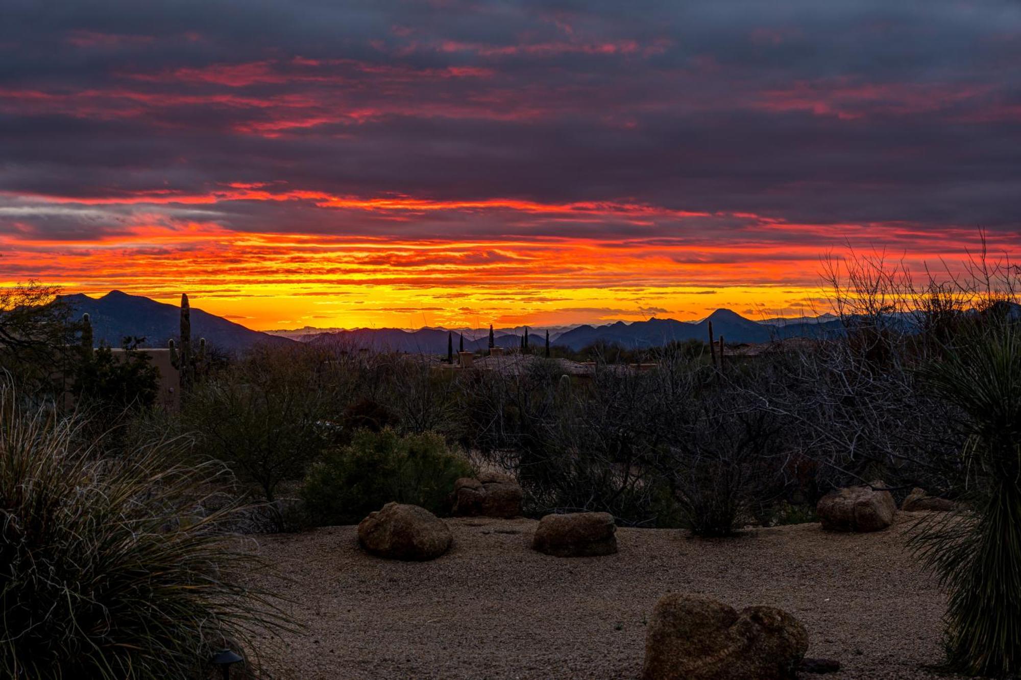 Casa de férias Mountain Views Swimming A Private Escape At Sonoran Serenity Scottsdale