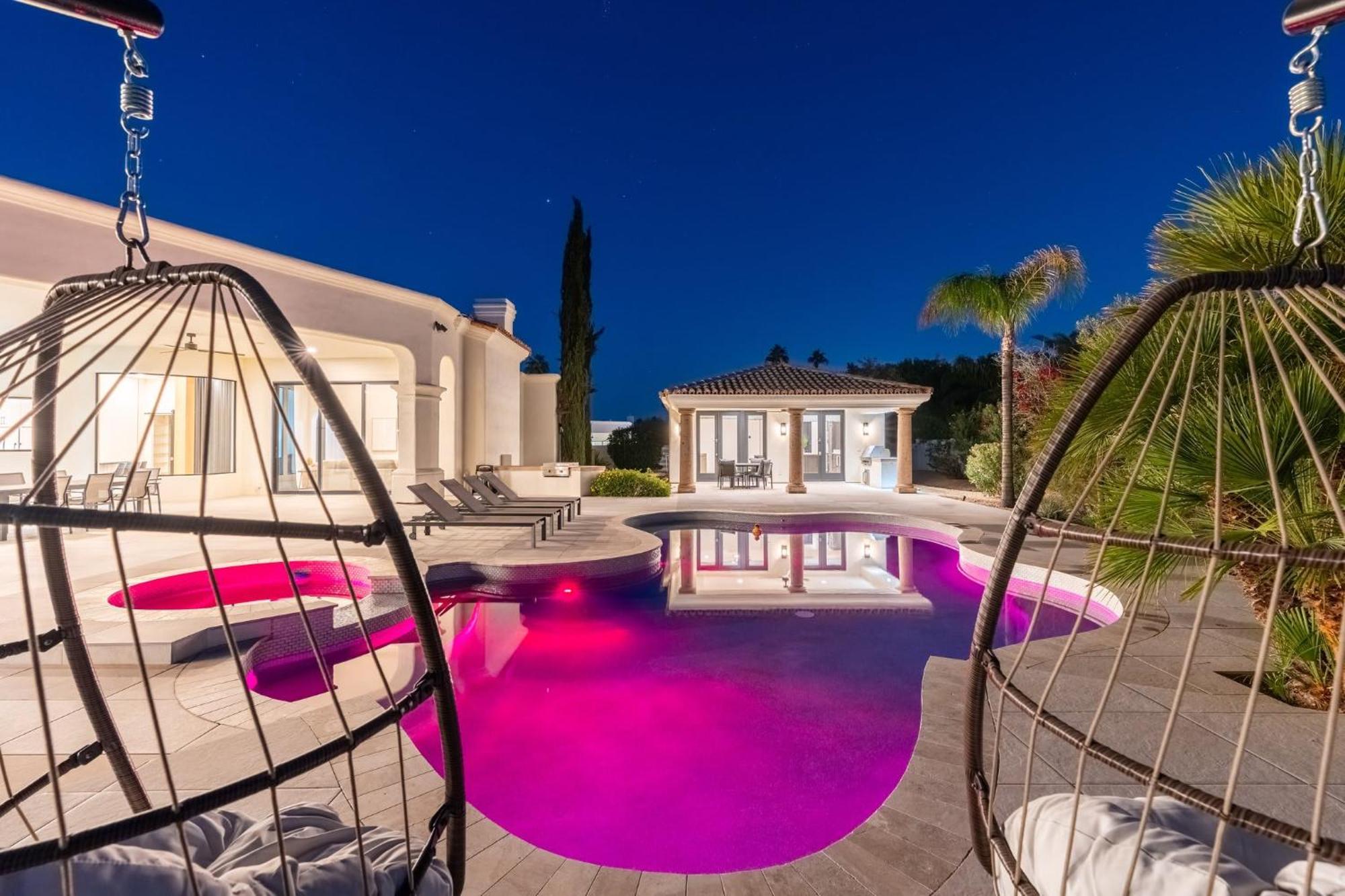 Camelback Mountain Luxury In Paradise Valley Holiday home *