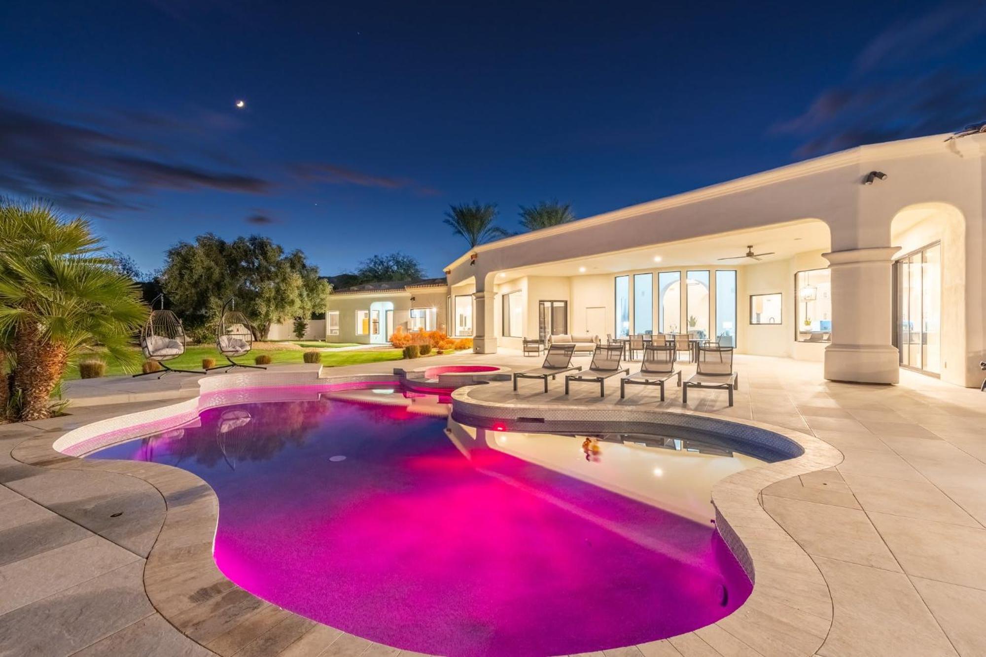 Camelback Mountain Luxury In Paradise Valley Holiday home