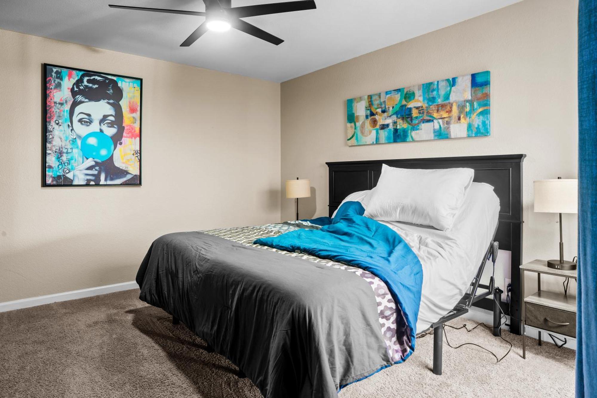 Holiday home Lux New! Heated Pool Option, 2kings, Spa, Old Town, Westworld, Fashion Square *