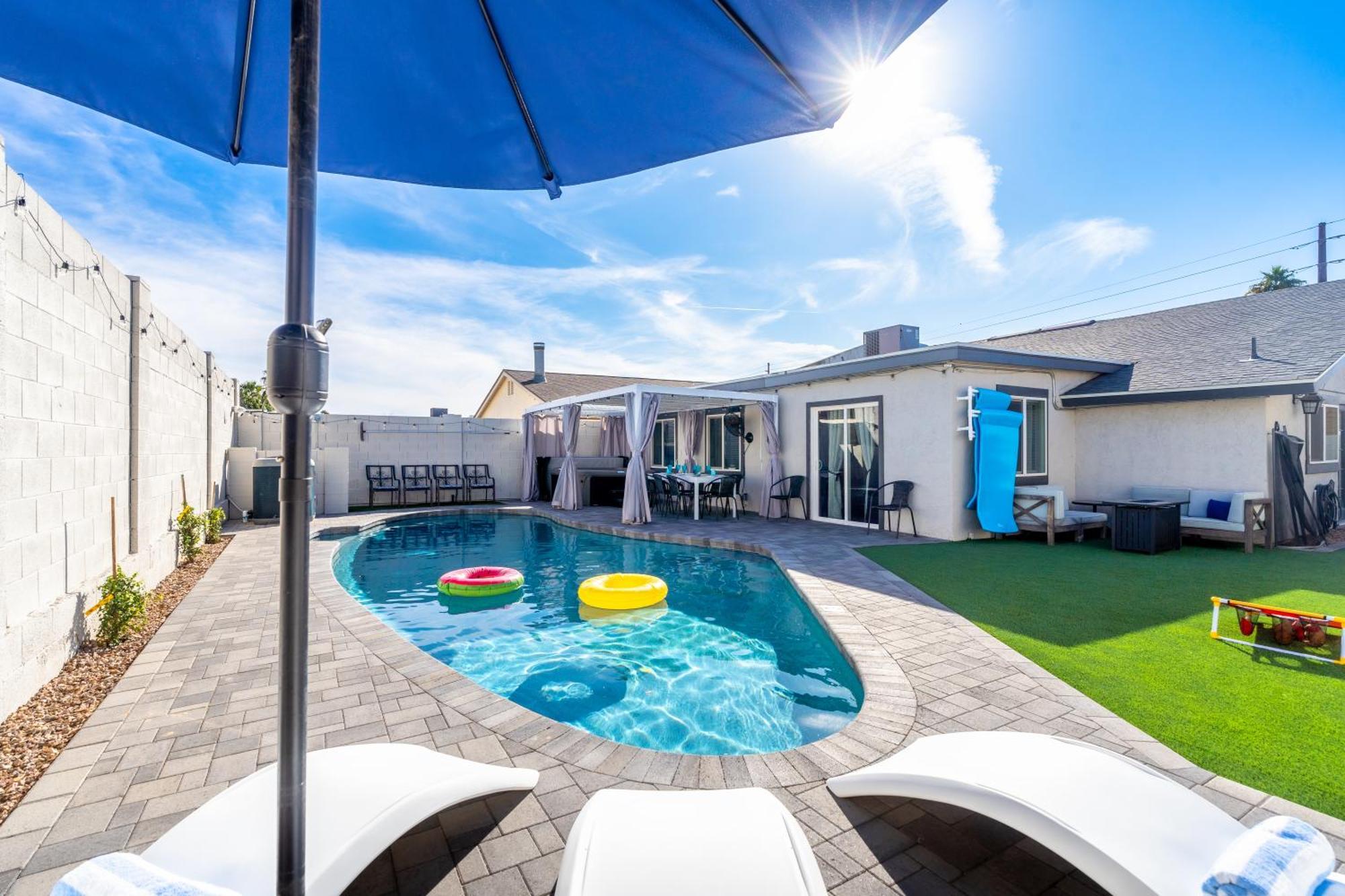 Lux New! Heated Pool Option, 2kings, Spa, Old Town, Westworld, Fashion Square Holiday home