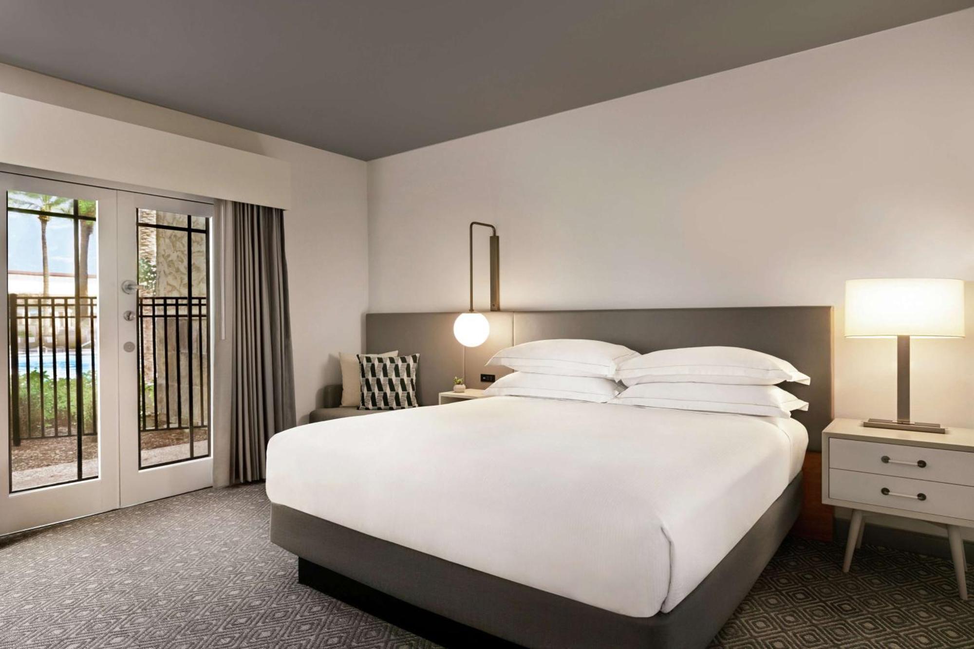 Hilton & 4* Scottsdale