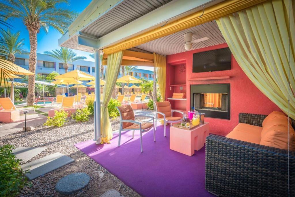 The Monarch Hotel 3*