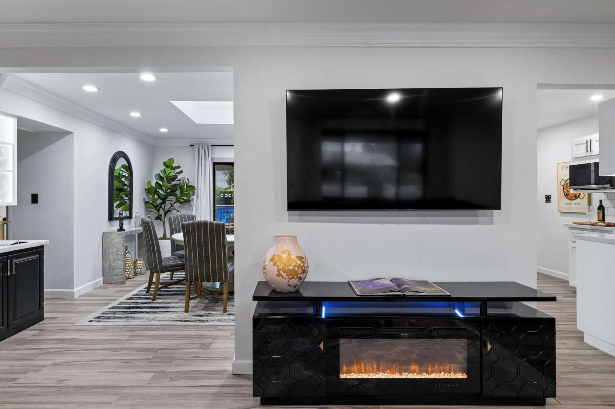 Bella Rosa- Close To Old Town With Pool & Hot Tub Holiday home Scottsdale
