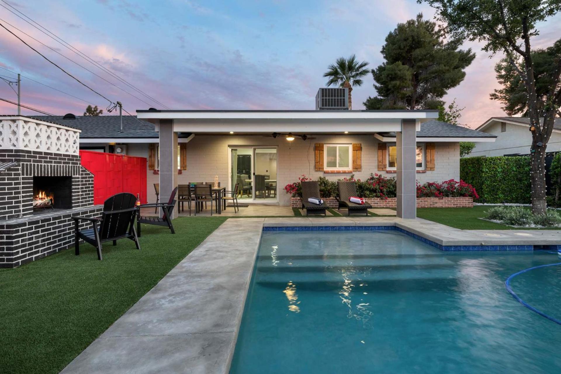 Bella Rosa- Close To Old Town With Pool & Hot Tub Holiday home