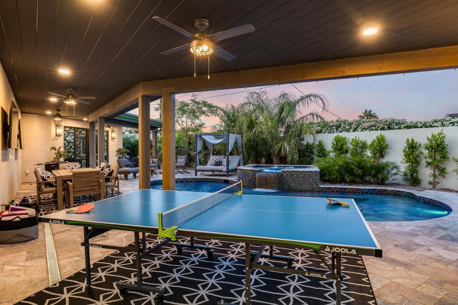 75th Place - Luxe Pool Walk To Old Town Holiday home *