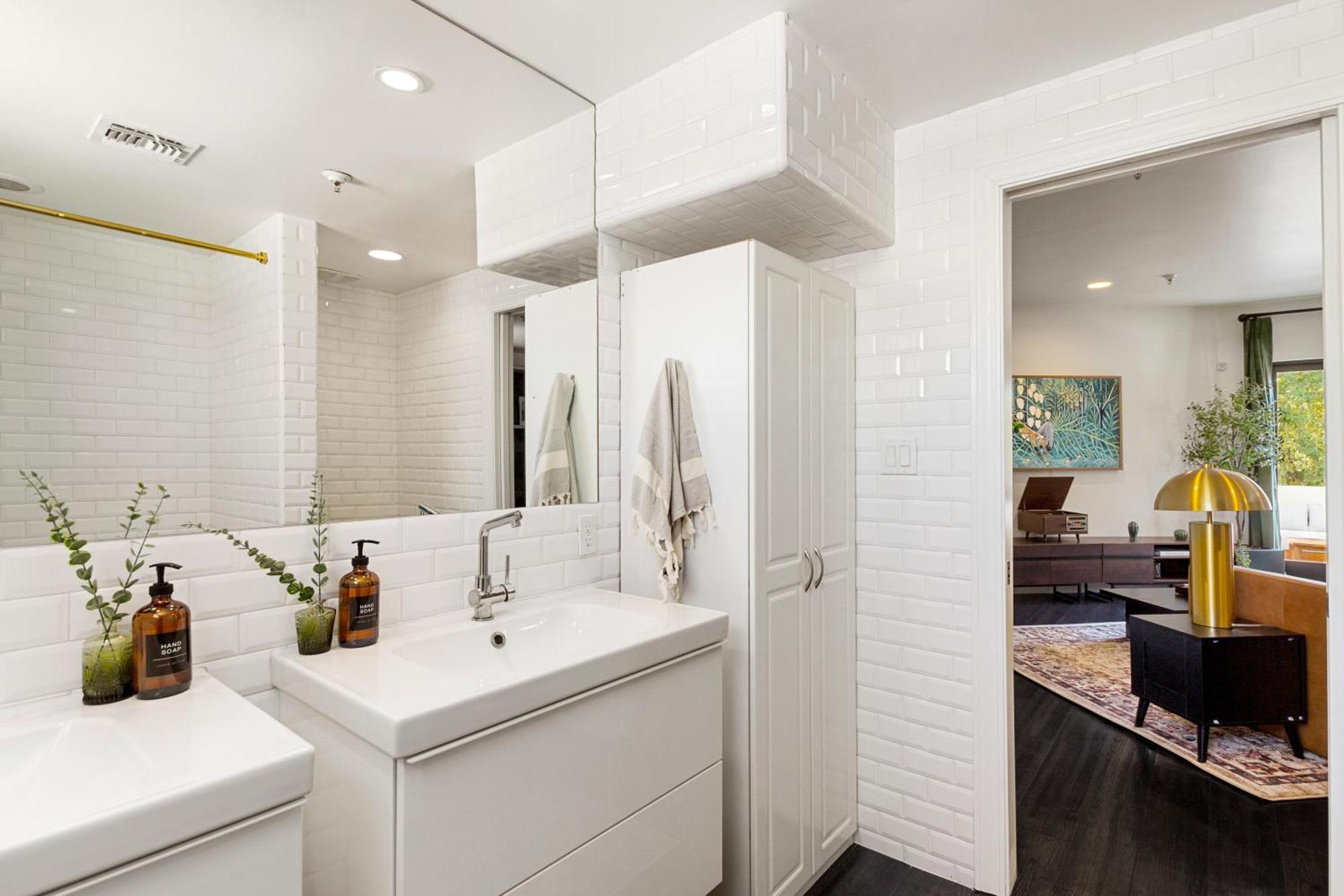 Apartamento Chic 3br Escape Steps From Old Town Bars Free Parking *