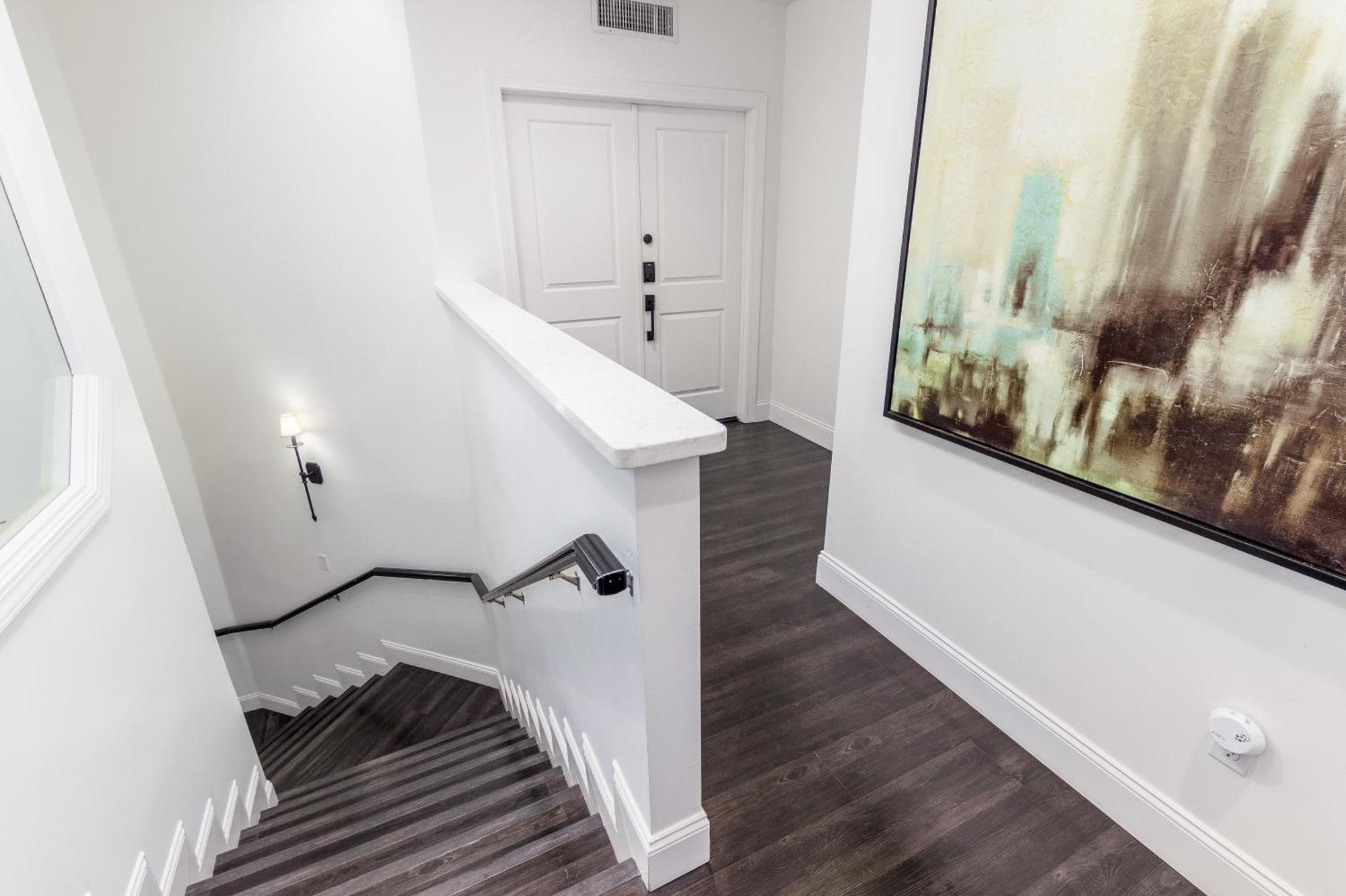 Apartamento Chic 3br Escape Steps From Old Town Bars Free Parking *