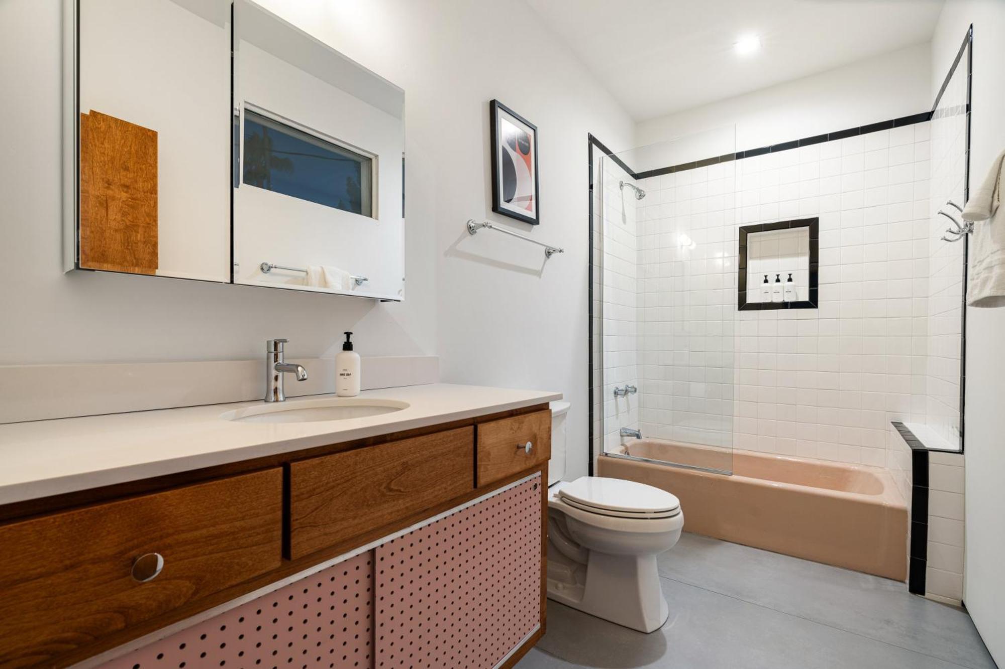 Stylish Old Town Retreat W Pool Prime Location Casa de férias *