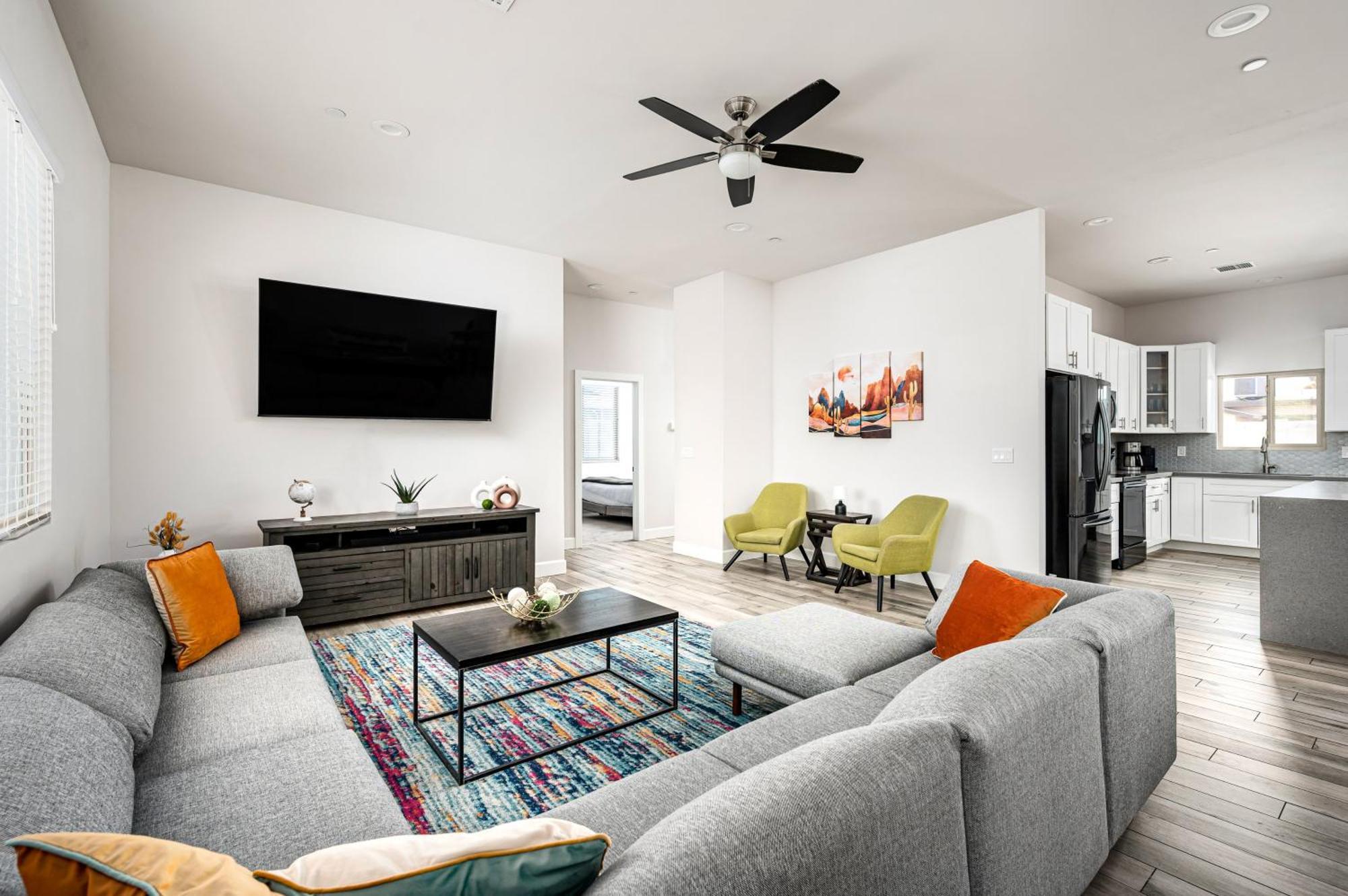 Endless Entertainment And 1.5 Miles From Old Town At Sunbaked Terrace *