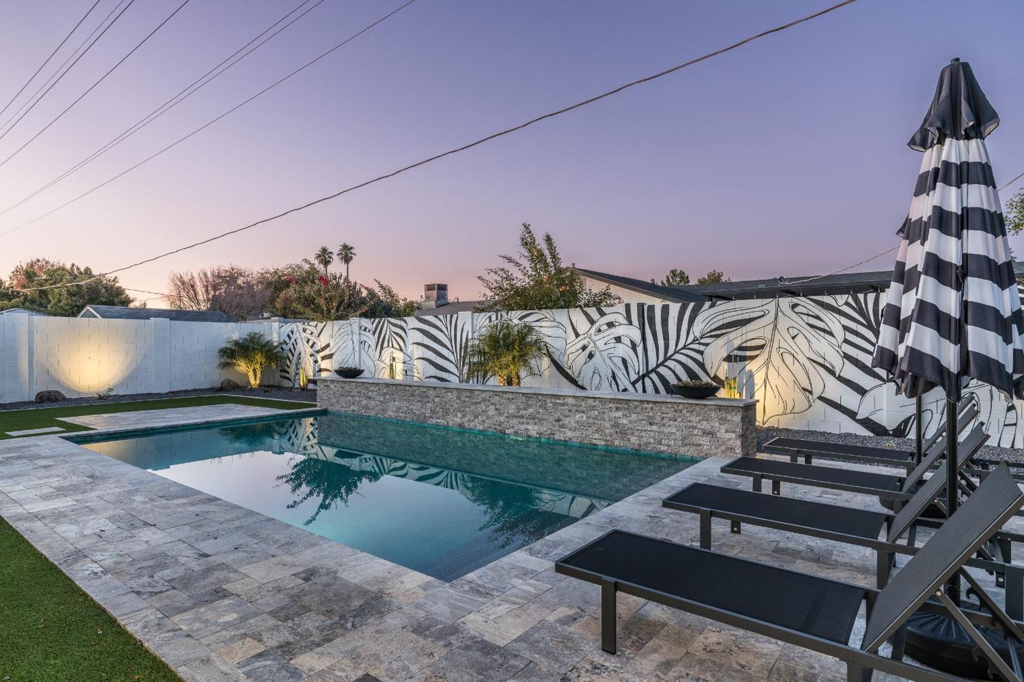 Casa de férias Old Town Gem By Porter Dog-friendly Wheated Pool And Arcade Games *