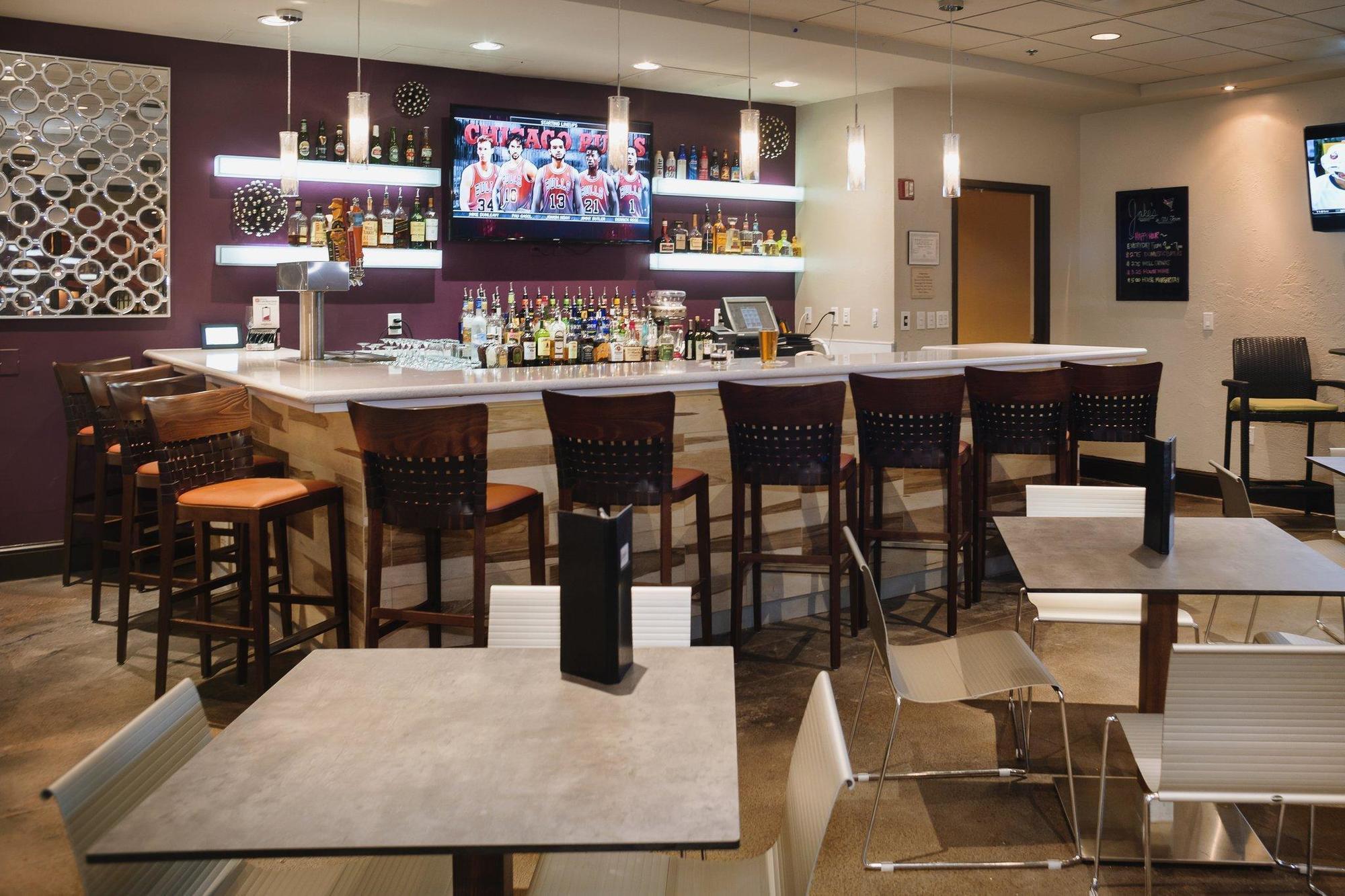 Hilton Garden Old Town 3*