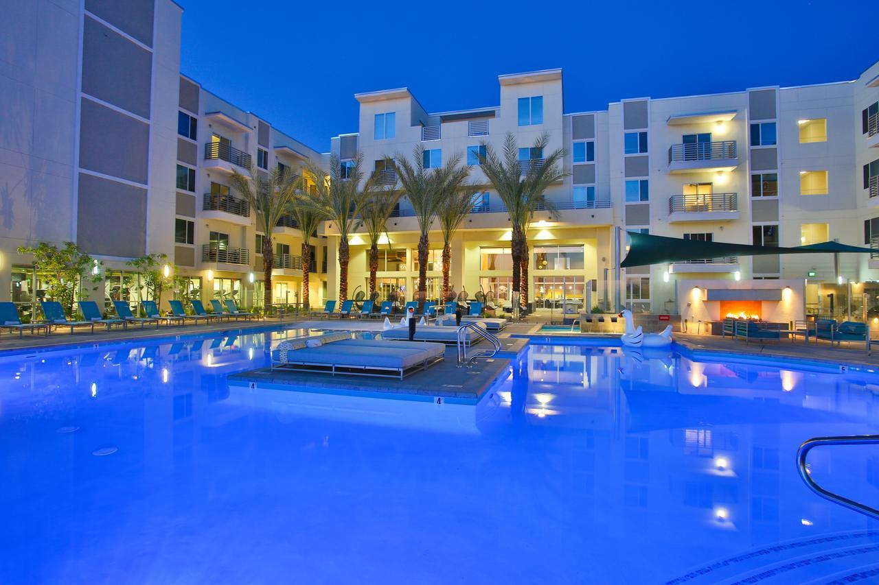 Luxury By Meridian Condoresorts- 3* Scottsdale
