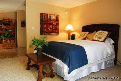 Hotel Smoketree And Bungalows 3*