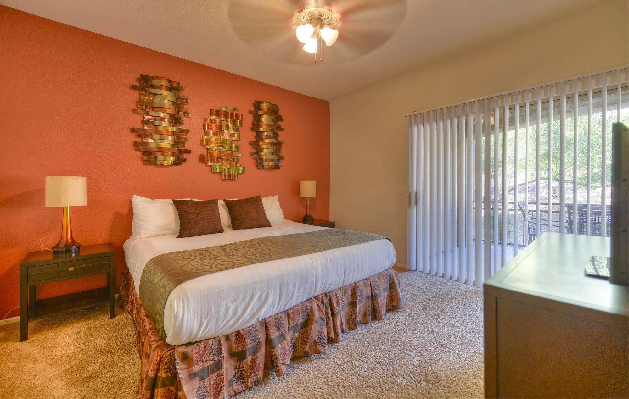 Luxury By Meridian Condoresorts- 3* Scottsdale