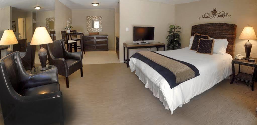 Hotel Smoketree And Bungalows