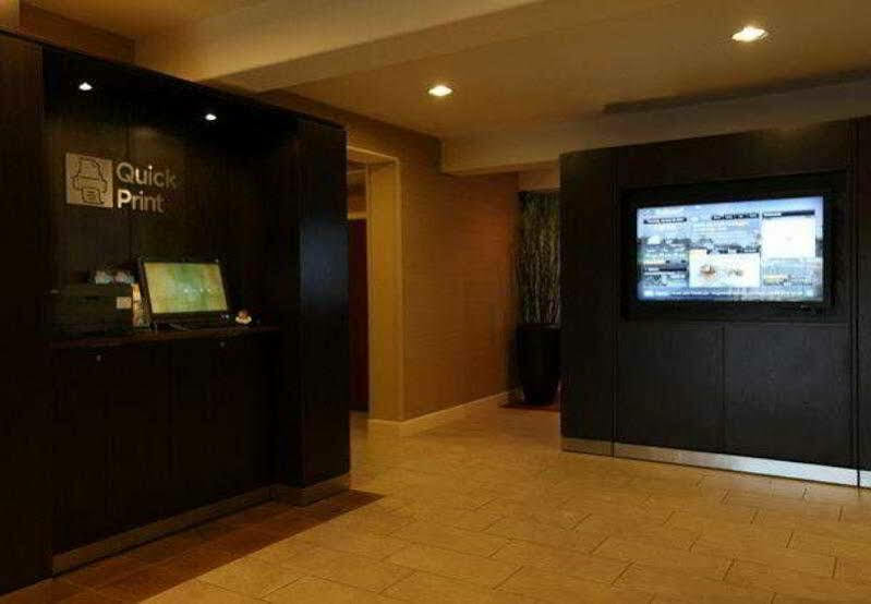 Courtyard North 3*
