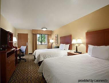 Independence 47 Hotel 2*