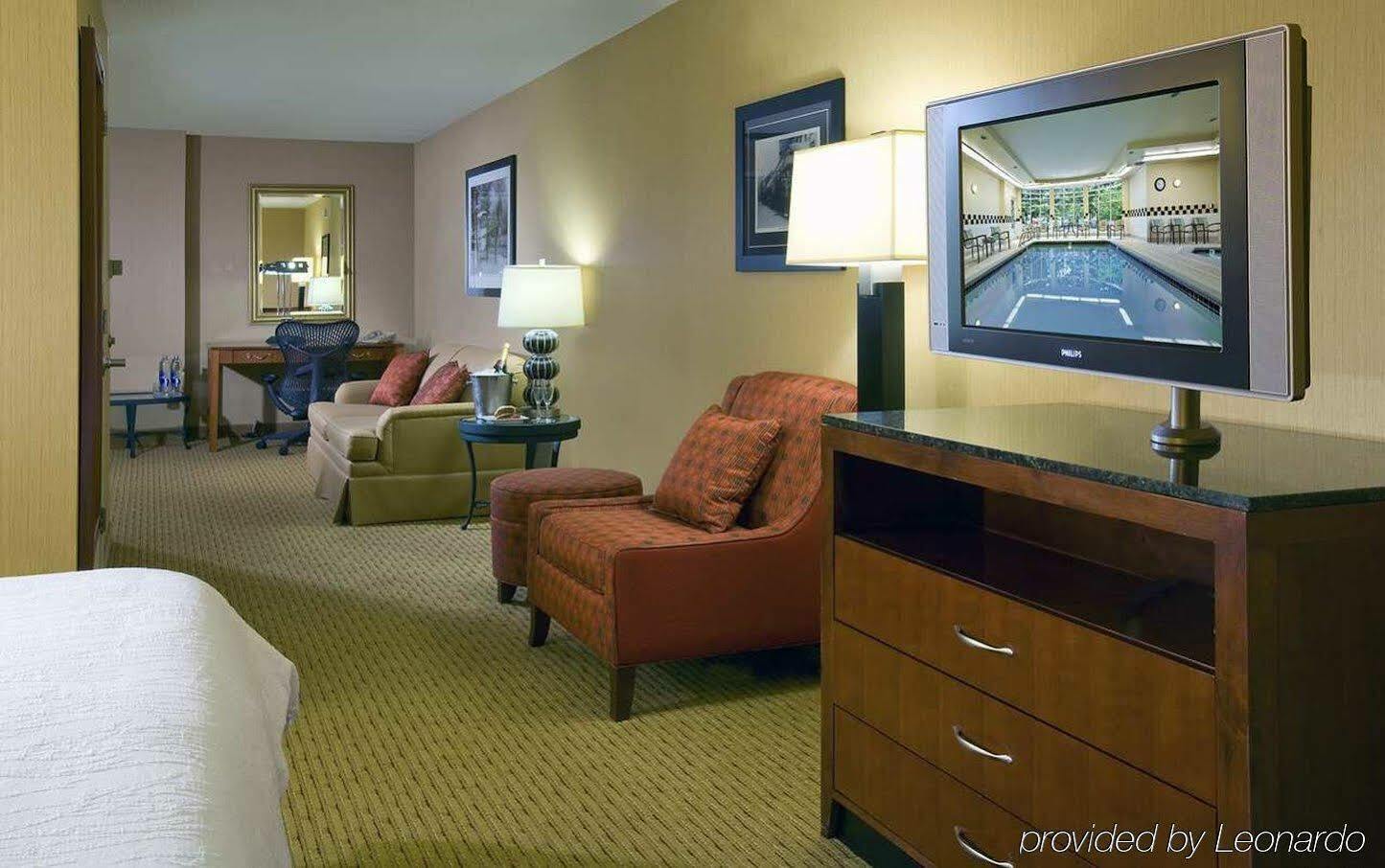 Hilton Garden Old Town Hotel 3*