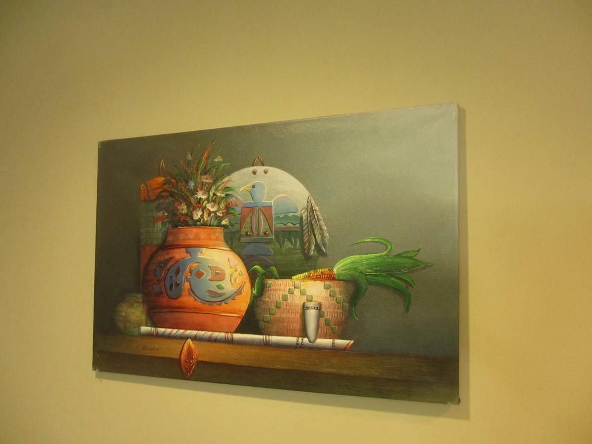 Super Large Art Museum In Downtown *