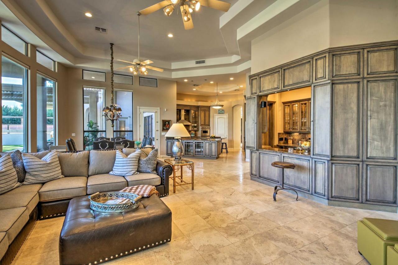 Holiday home Lavish Paradise Valley With Sports Court And Pool Scottsdale