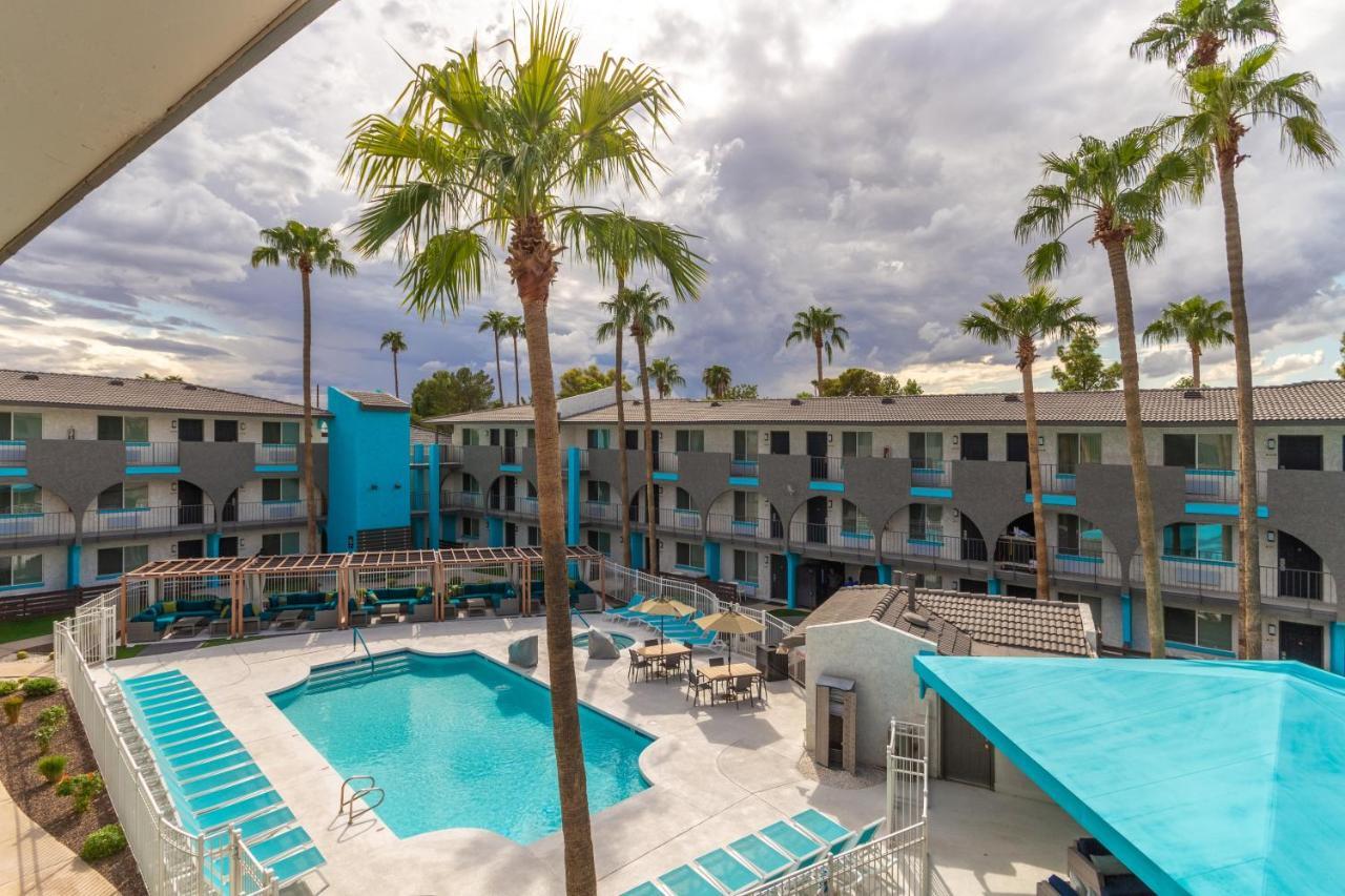 Bixby Hotel 3*