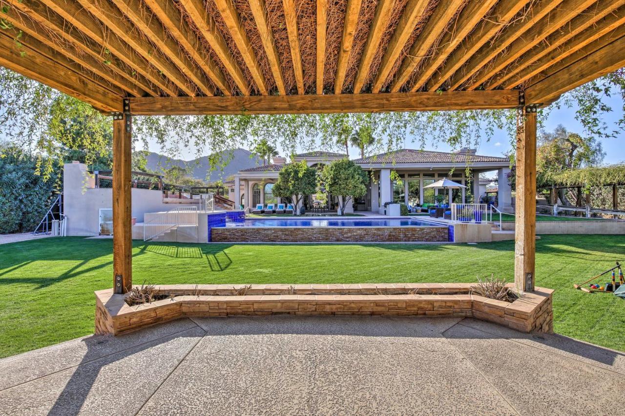 Holiday home Lavish Paradise Valley With Sports Court And Pool *