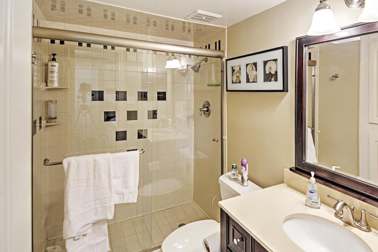 With Private Balcony And Pool Access! Scottsdale