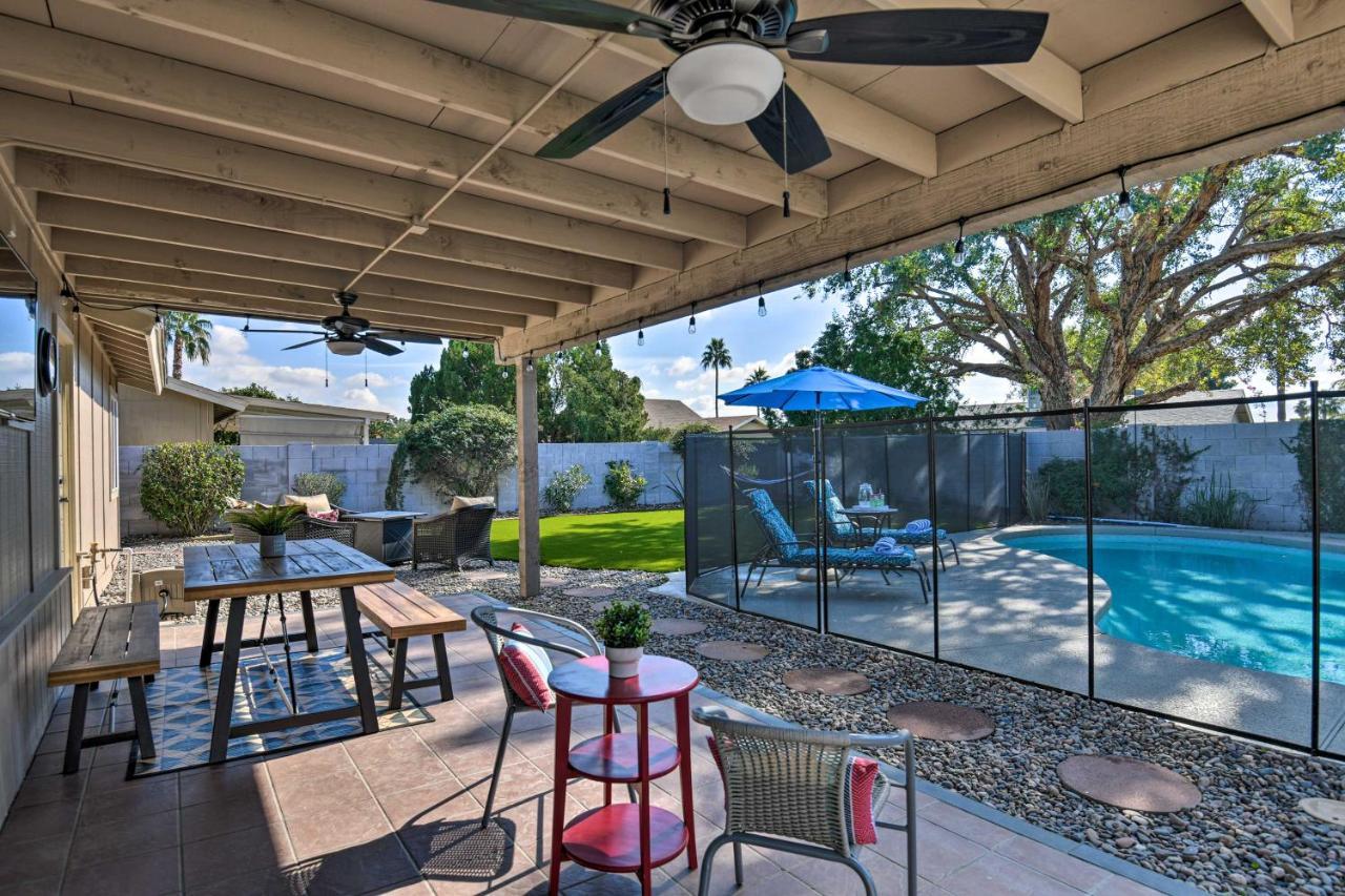 With Pool, Yard, Hammock And Fire Pit! Casa de férias