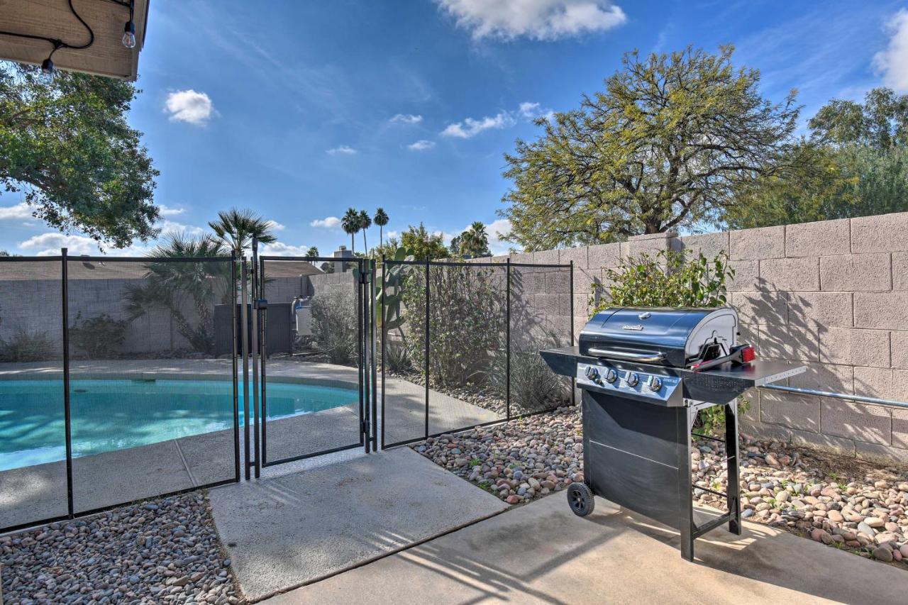 Casa de férias With Pool, Yard, Hammock And Fire Pit! Scottsdale