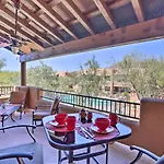 Scottsdale Serenity Condo With Pool Access And Views!